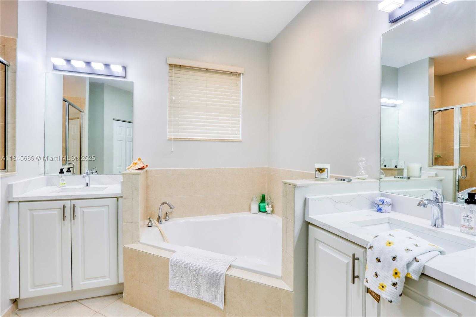 Small Image of 148 NORTH EAST 36TH AVENUE RD, Homestead Number 41