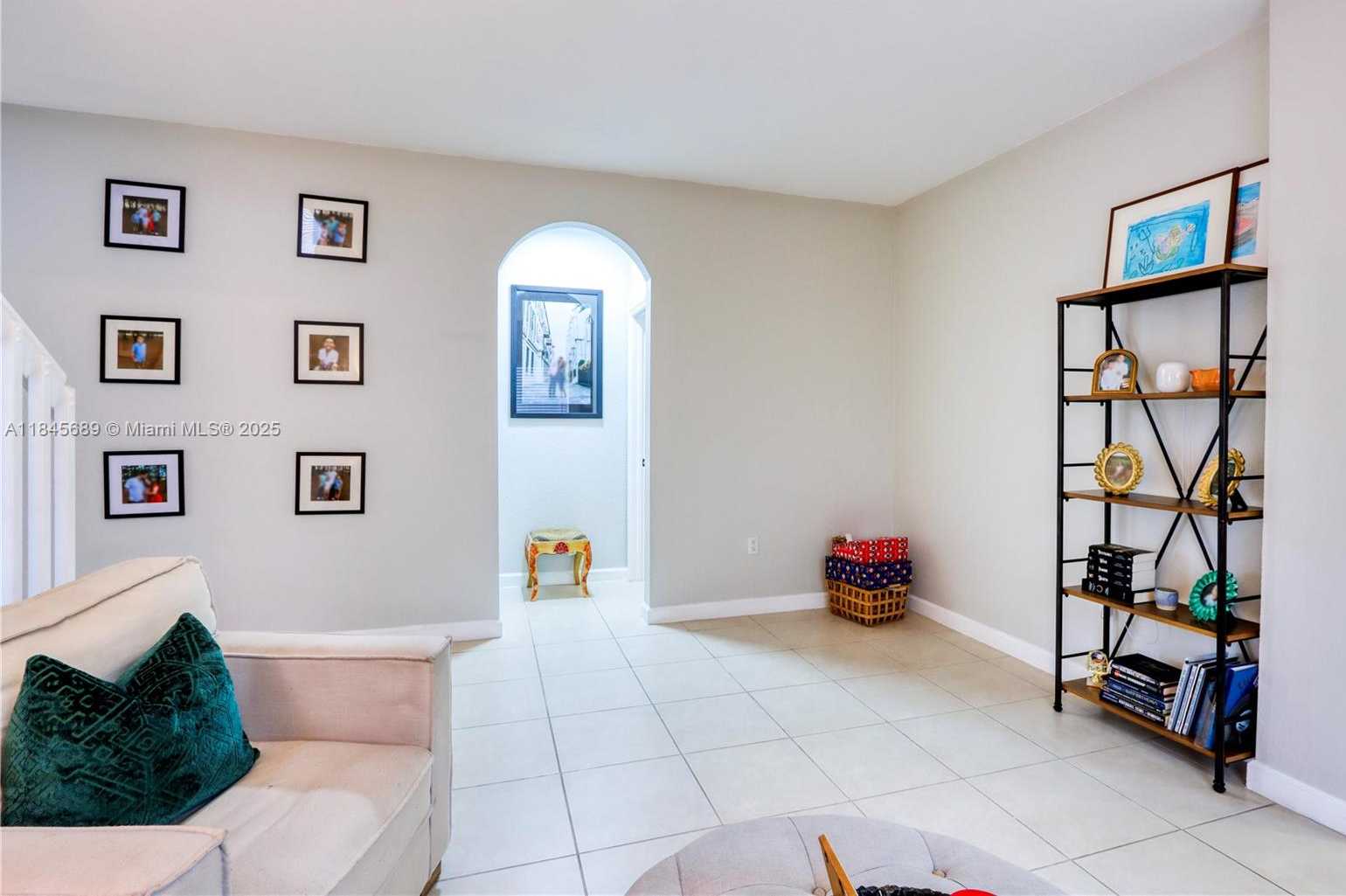 Small Image of 148 NORTH EAST 36TH AVENUE RD, Homestead Number 5