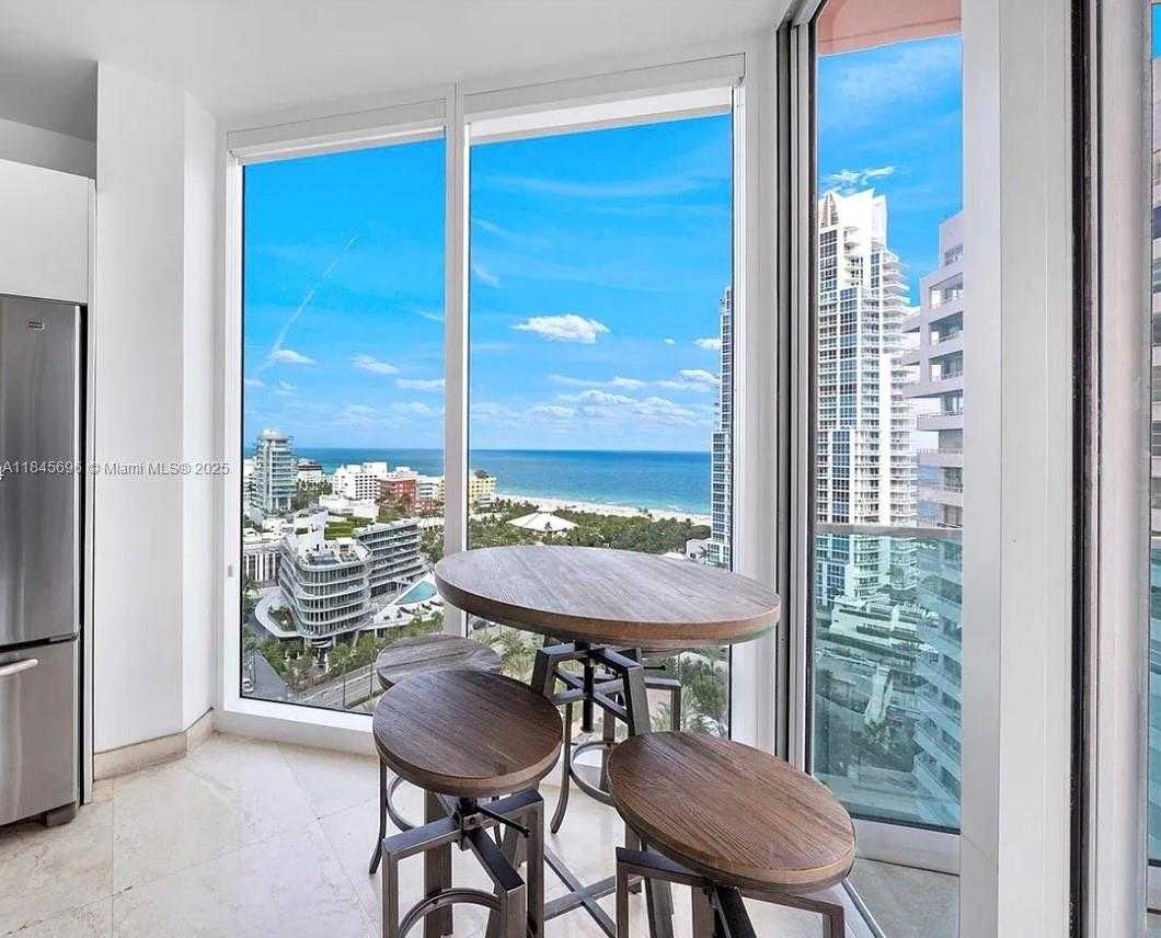 Small Image of 300 SOUTH POINTE DR #1902, Miami Beach Number 6