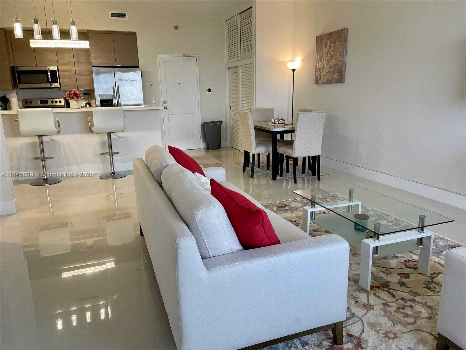 Small Image of 10185 COLLINS AVE #PH06(+DEN), Bal Harbour Number 14