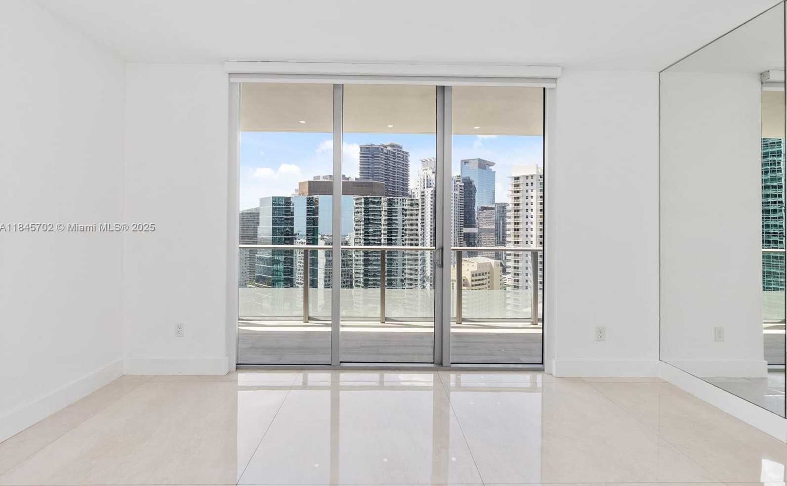 Small Image of 1300 BRICKELL BAY DR #3100, Miami Number 3