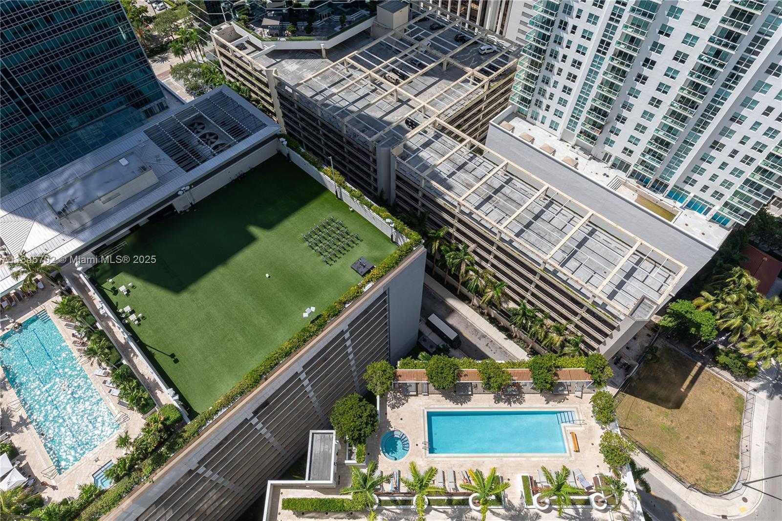 Small Image of 1300 BRICKELL BAY DR #3100, Miami Number 45