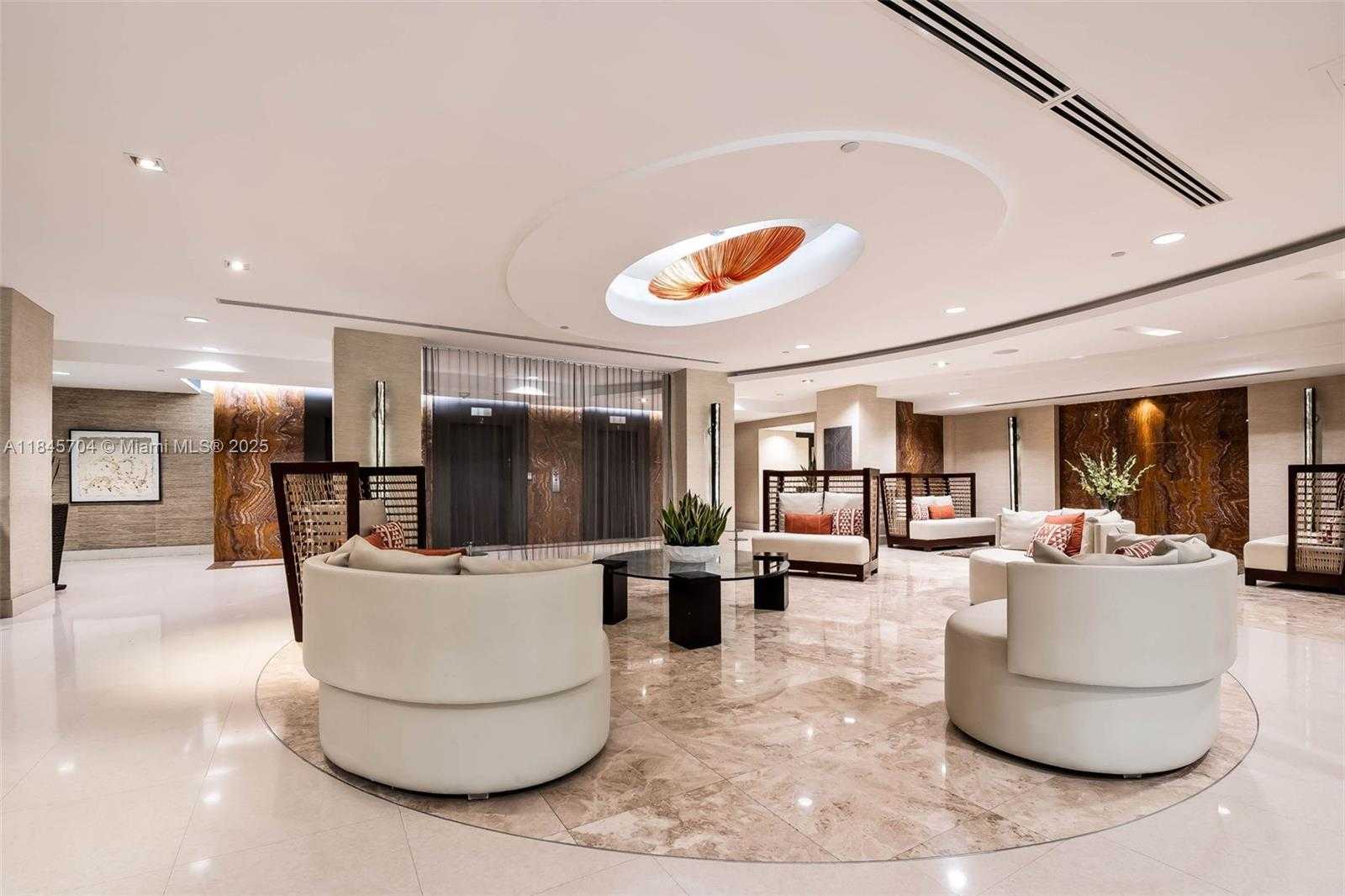 Small Image of 2555 COLLINS AVE #1201, Miami Beach Number 26