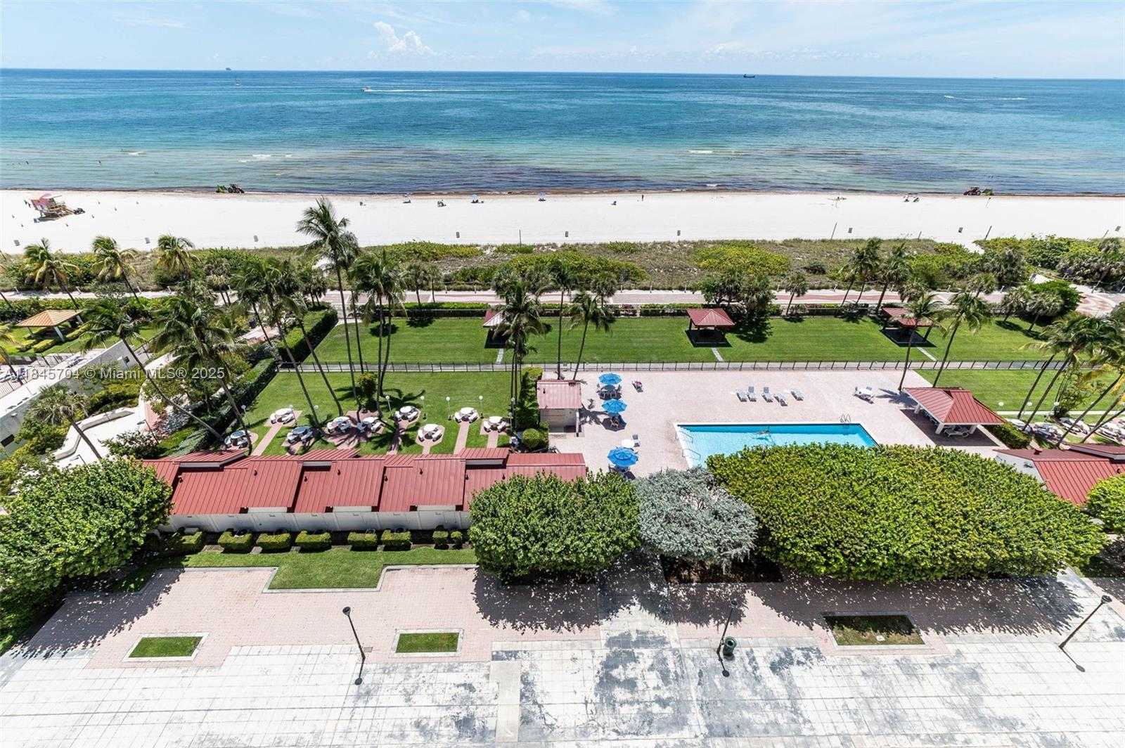 Small Image of 2555 COLLINS AVE #1201, Miami Beach Number 7