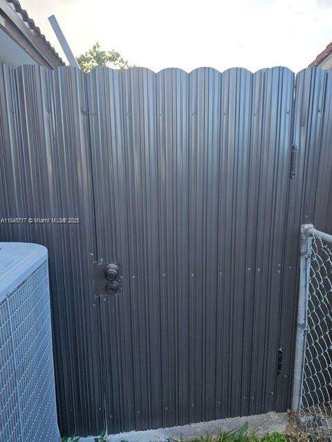 Small Image of 2920 SOUTH WEST 118TH AVE #1, Miami Number 10