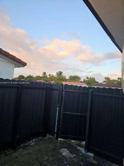 Small Image of 2920 SOUTH WEST 118TH AVE #1, Miami Number 11