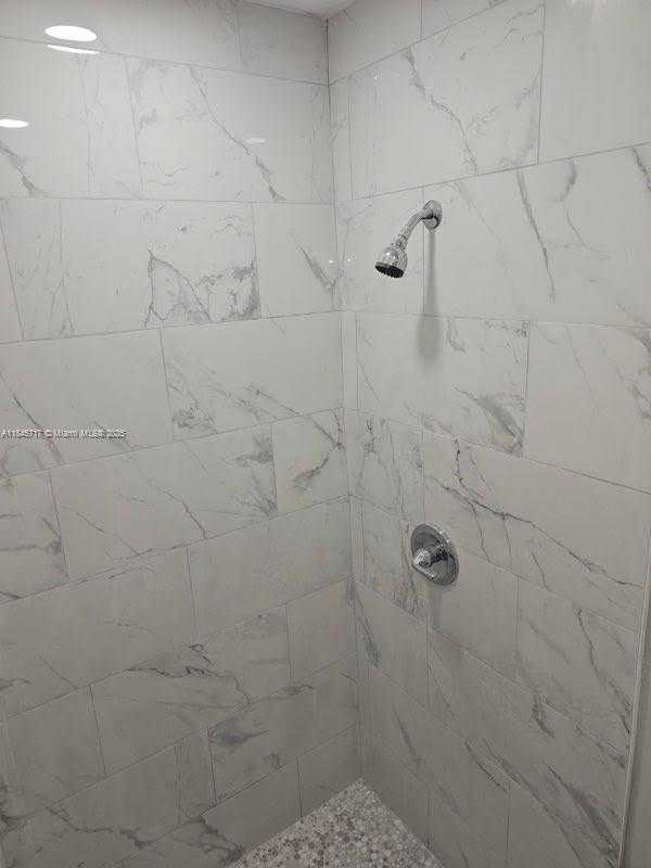 Small Image of 2920 SOUTH WEST 118TH AVE #1, Miami Number 5