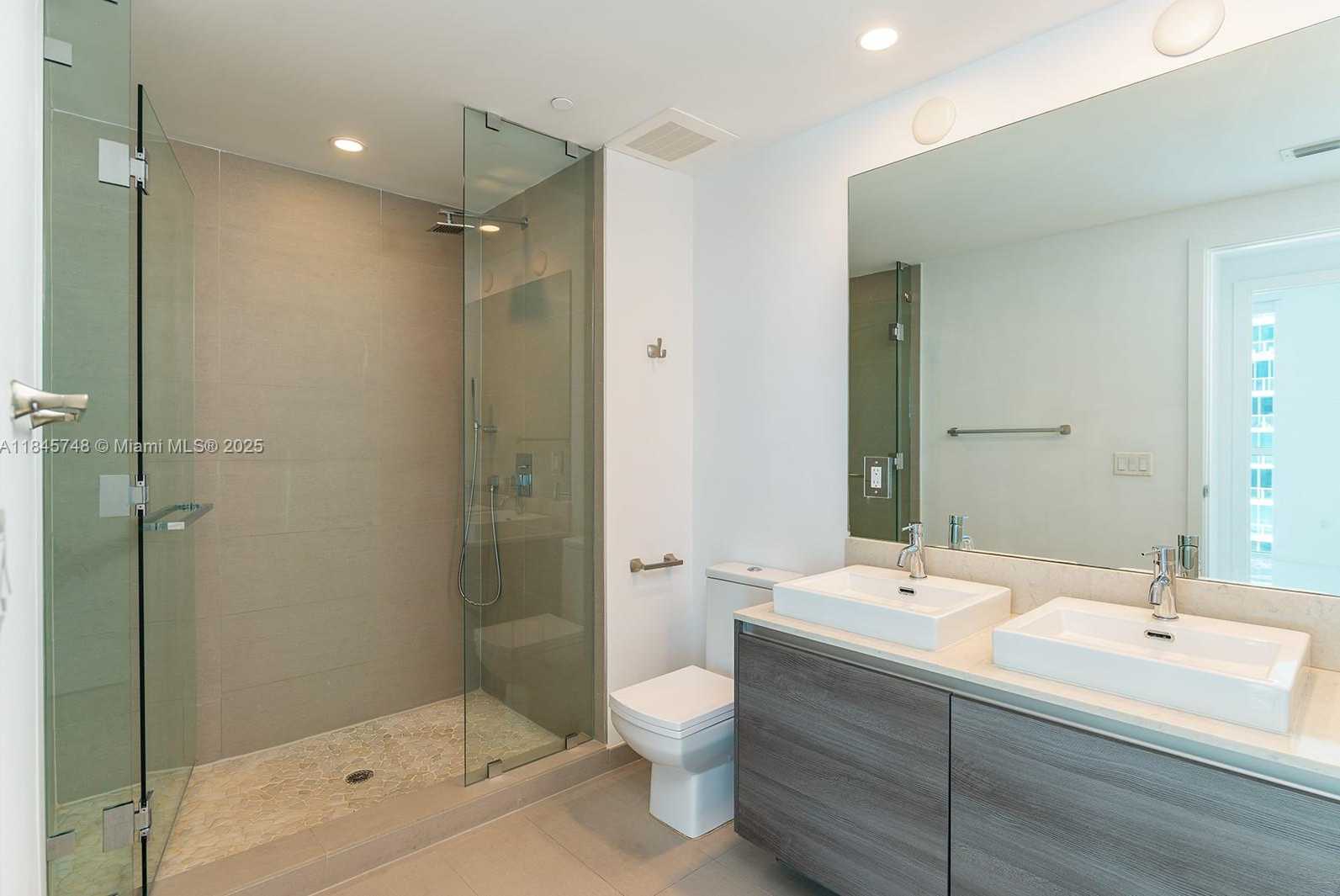 Small Image of 1080 BRICKELL AVE #3207, Miami Number 14