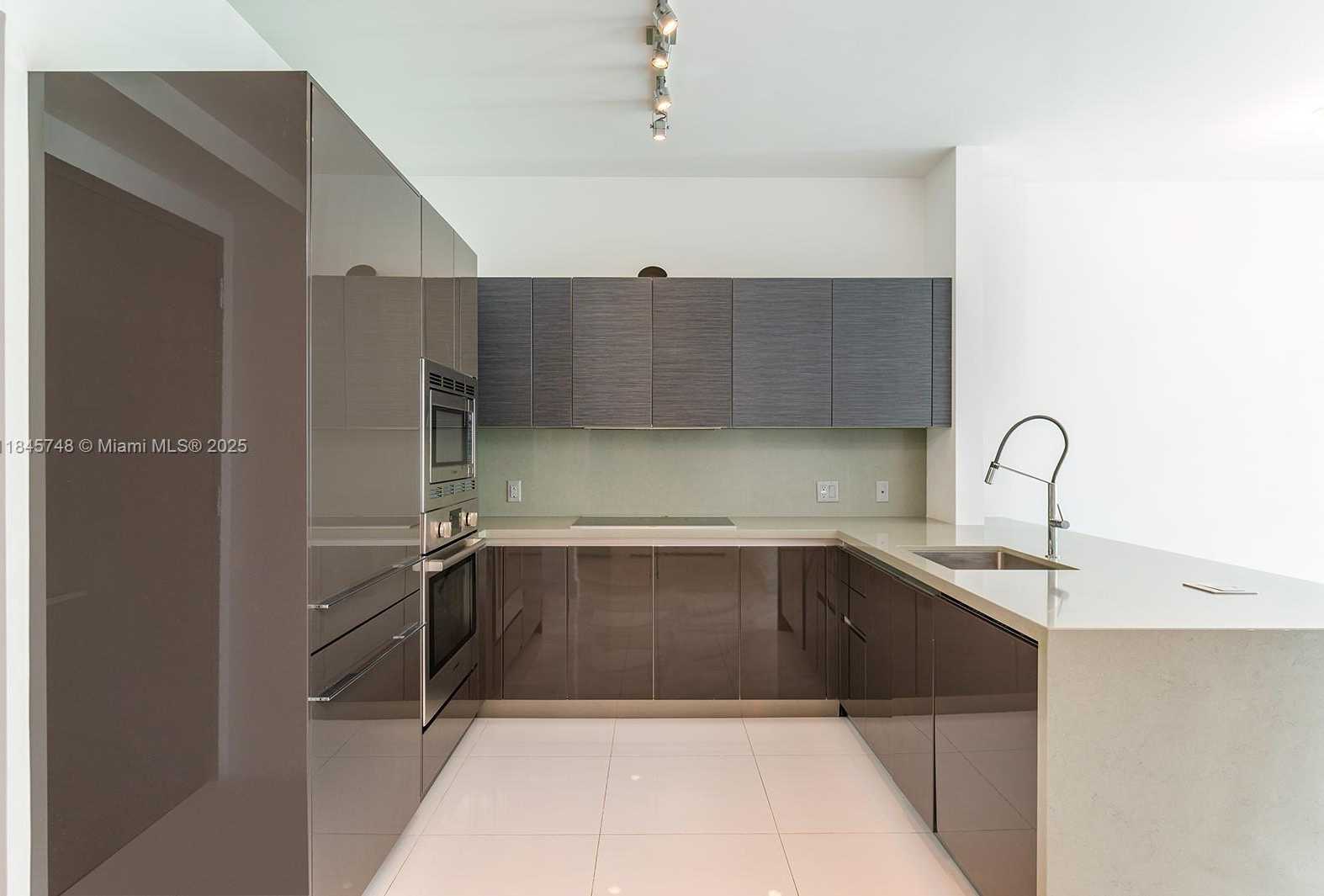Small Image of 1080 BRICKELL AVE #3207, Miami Number 2