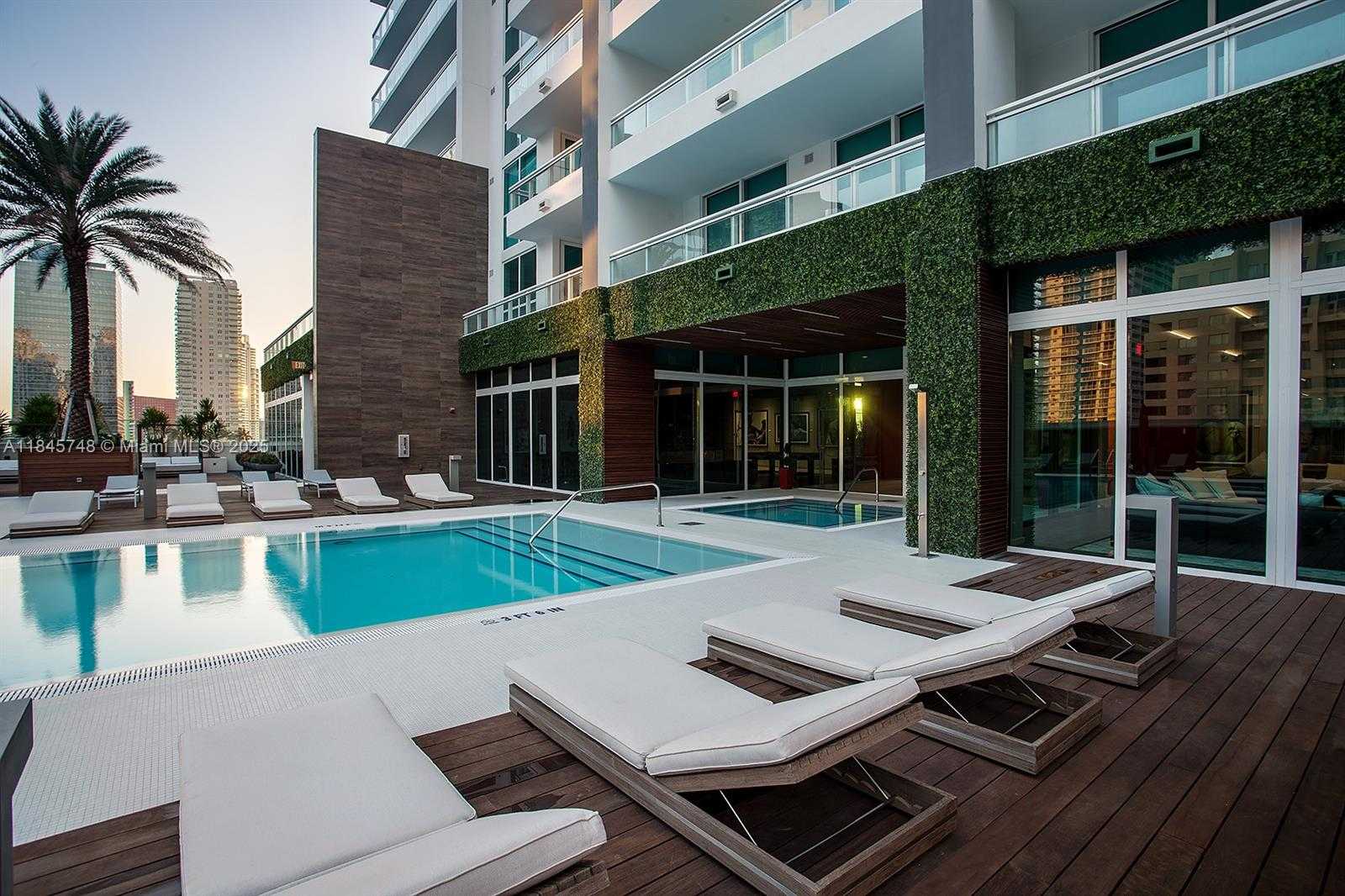 Small Image of 1080 BRICKELL AVE #3207, Miami Number 38