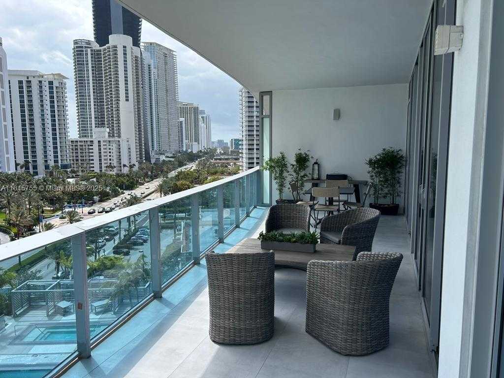Small Image of 17550 COLLINS AVE #804, Sunny Isles Beach Number 2