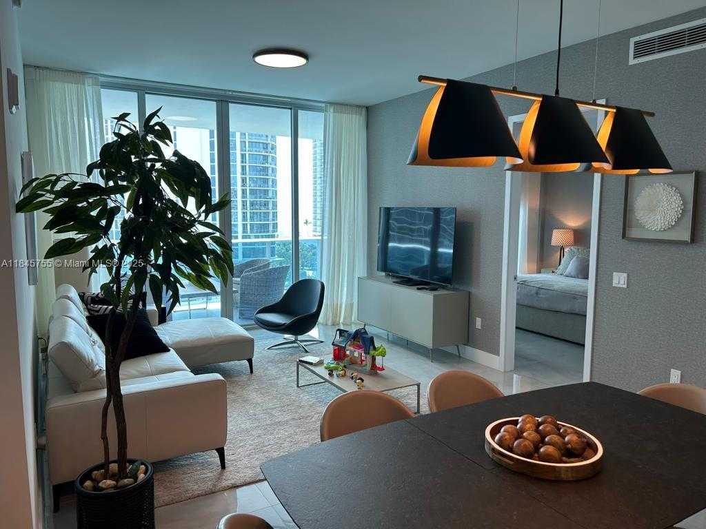 Small Image of 17550 COLLINS AVE #804, Sunny Isles Beach Number 4