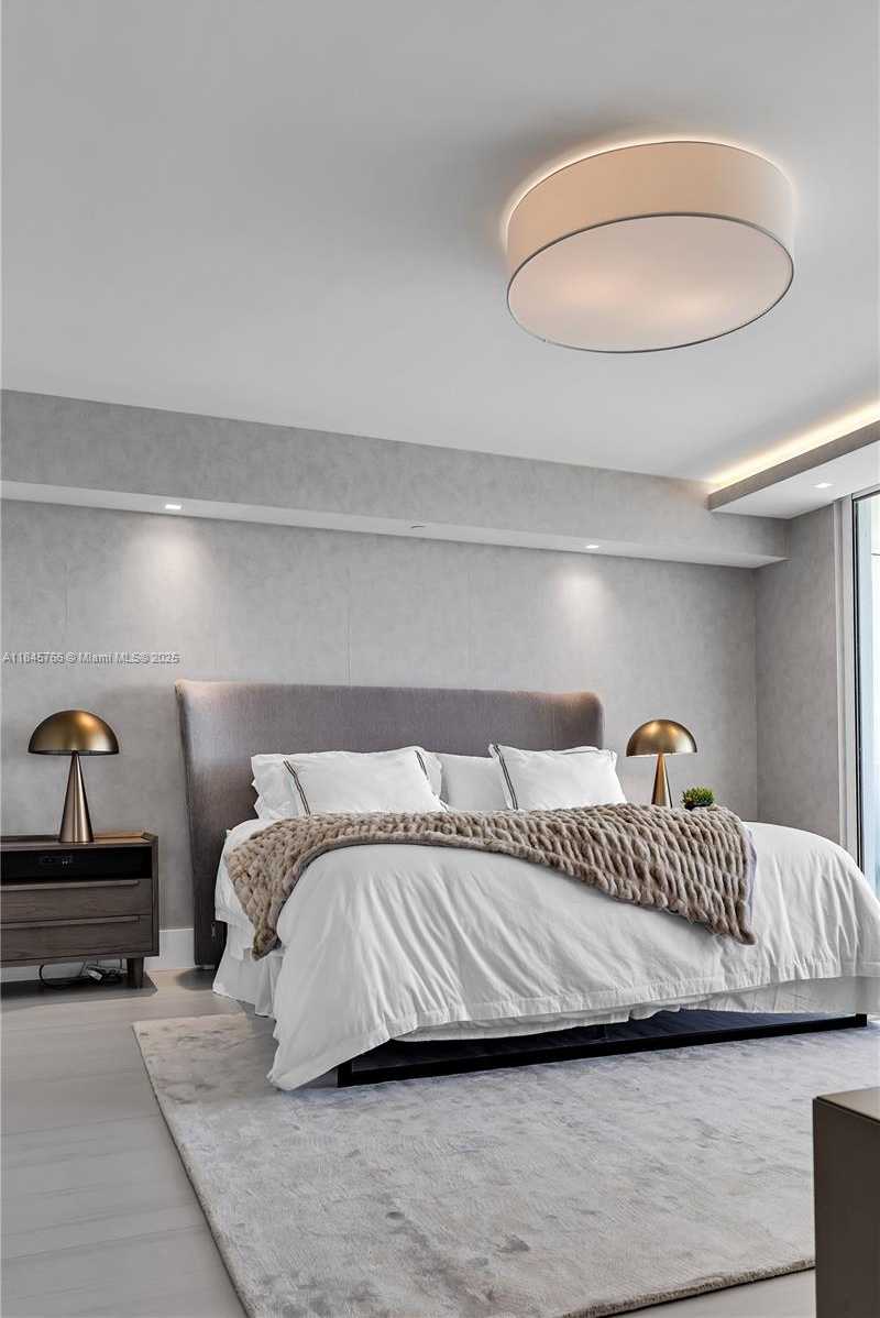 Small Image of 1830 SOUTH OCEAN DR #1501, Hallandale Beach Number 36