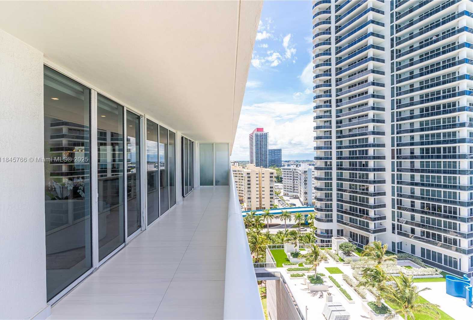 Small Image of 1830 SOUTH OCEAN DR #1501, Hallandale Beach Number 49