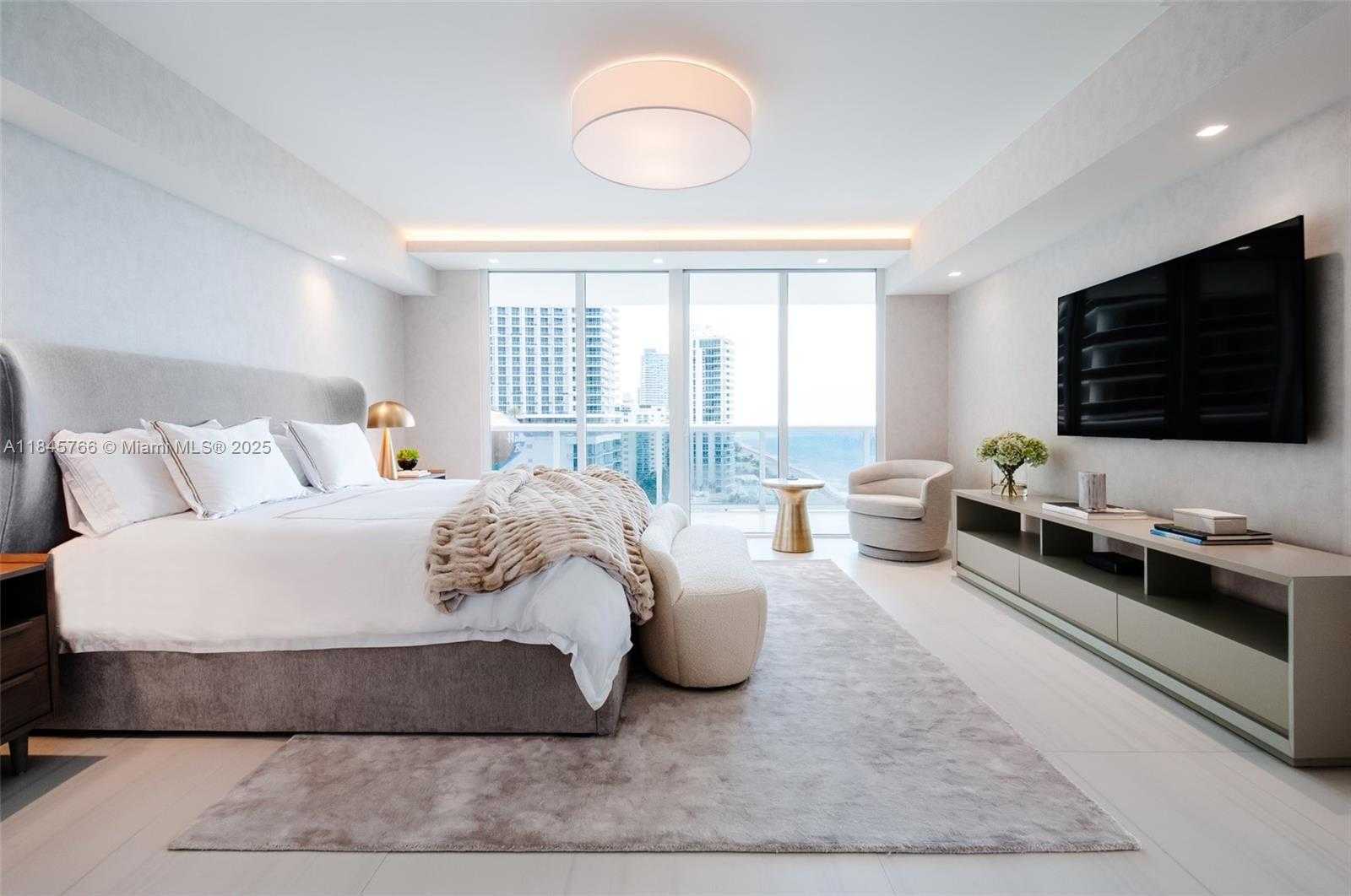 Small Image of 1830 SOUTH OCEAN DR #1501, Hallandale Beach Number 5