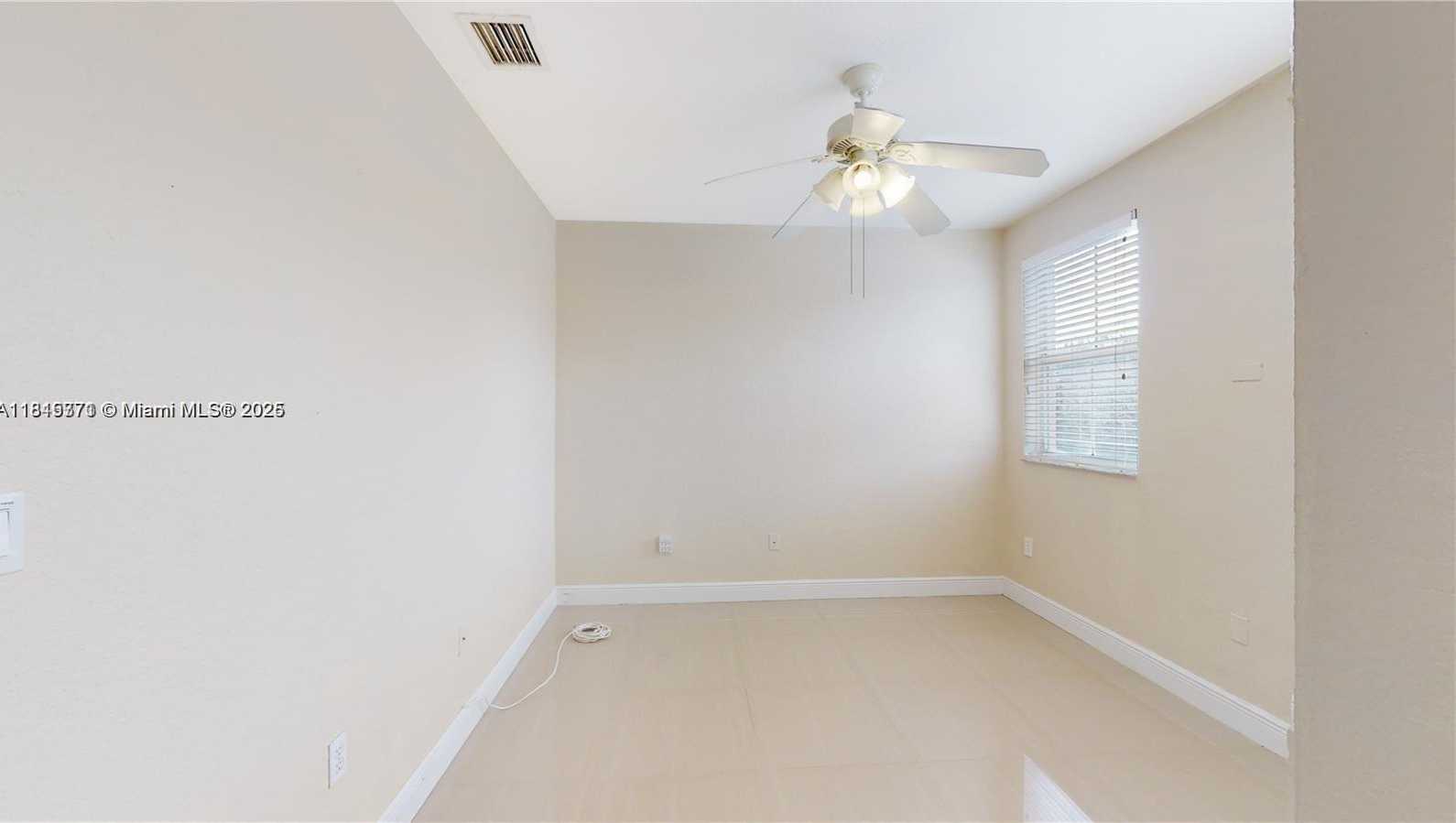 Small Image of 12281 SOUTH WEST 121ST TER, Miami Number 18