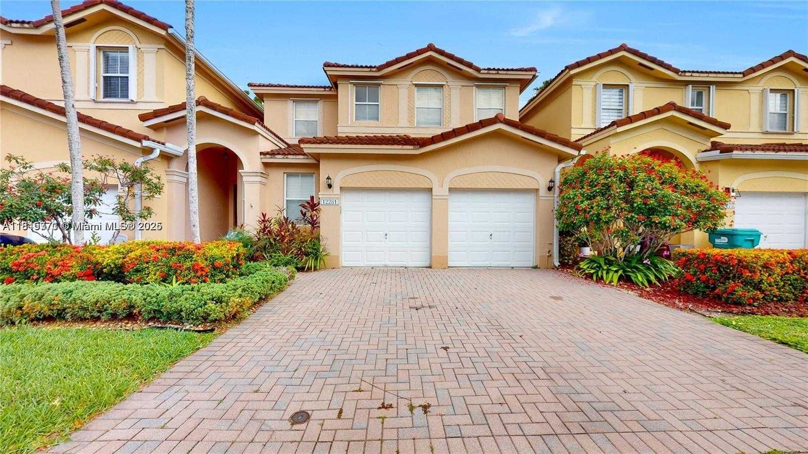 Small Image of 12281 SOUTH WEST 121ST TER, Miami Number 3