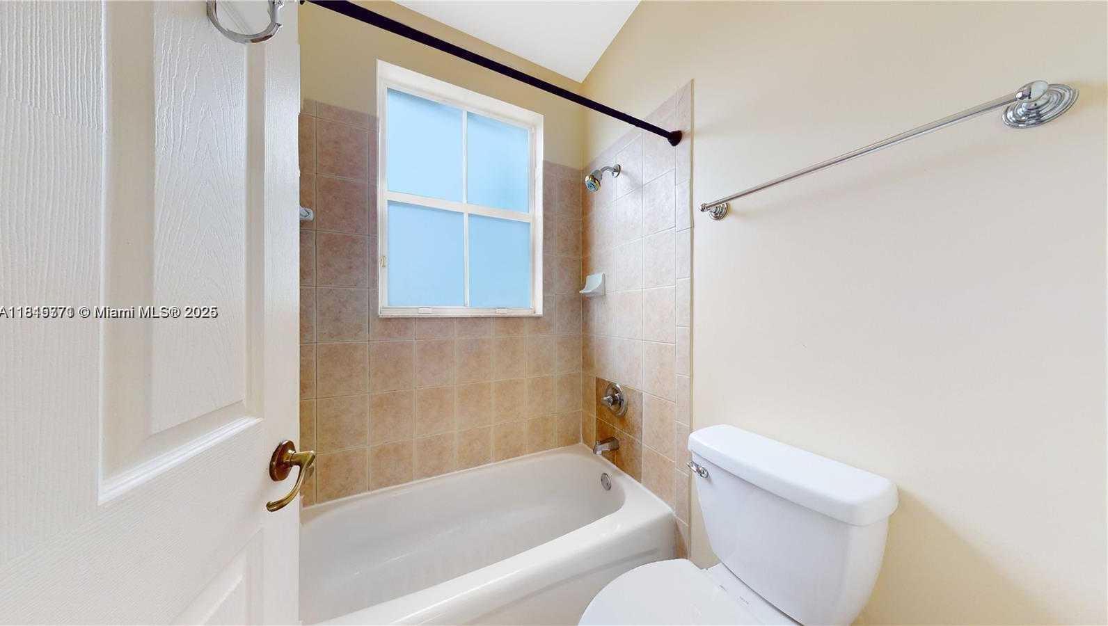 Small Image of 12281 SOUTH WEST 121ST TER, Miami Number 34