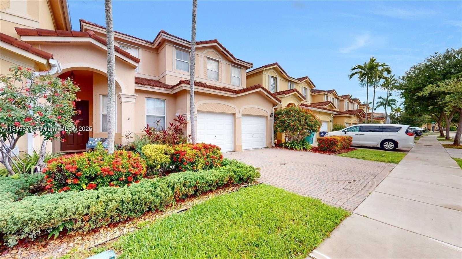 Small Image of 12281 SOUTH WEST 121ST TER, Miami Number 54