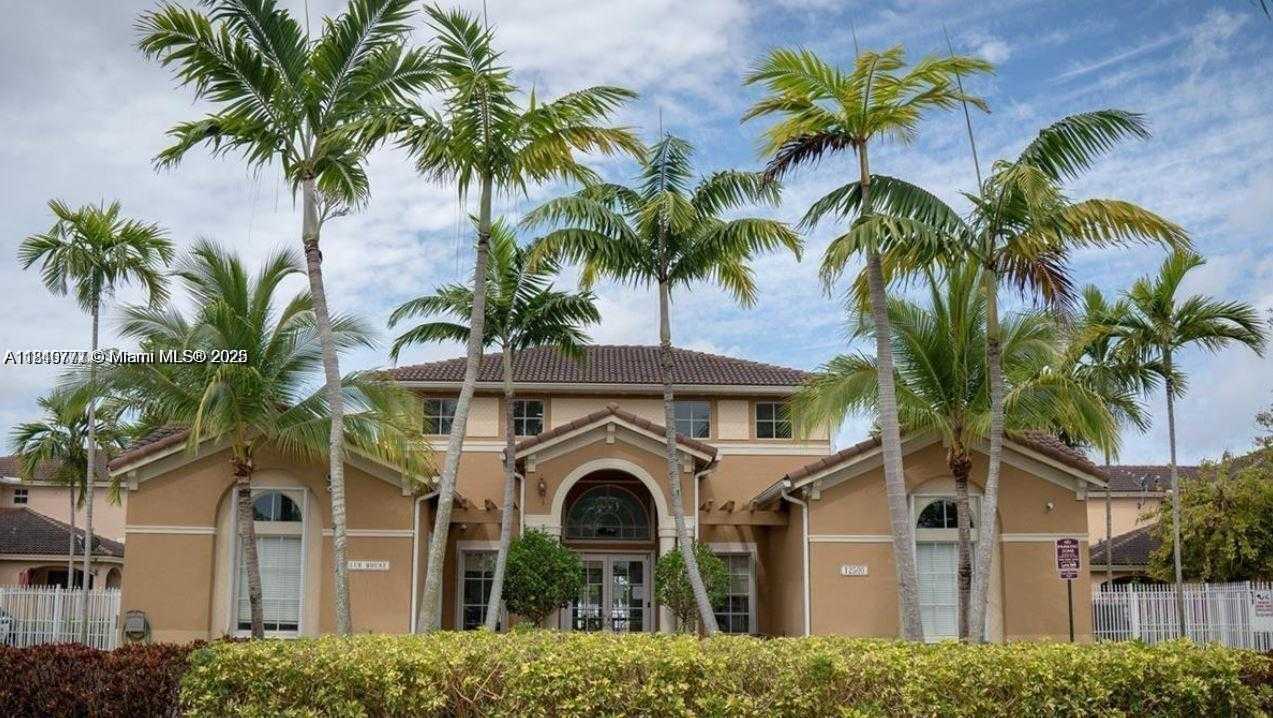 Small Image of 12281 SOUTH WEST 121ST TER, Miami Number 55