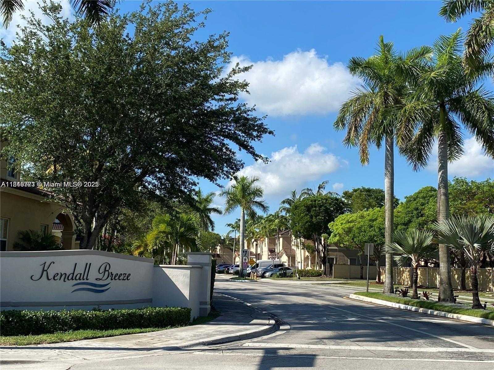 Small Image of 12281 SOUTH WEST 121ST TER, Miami Number 59
