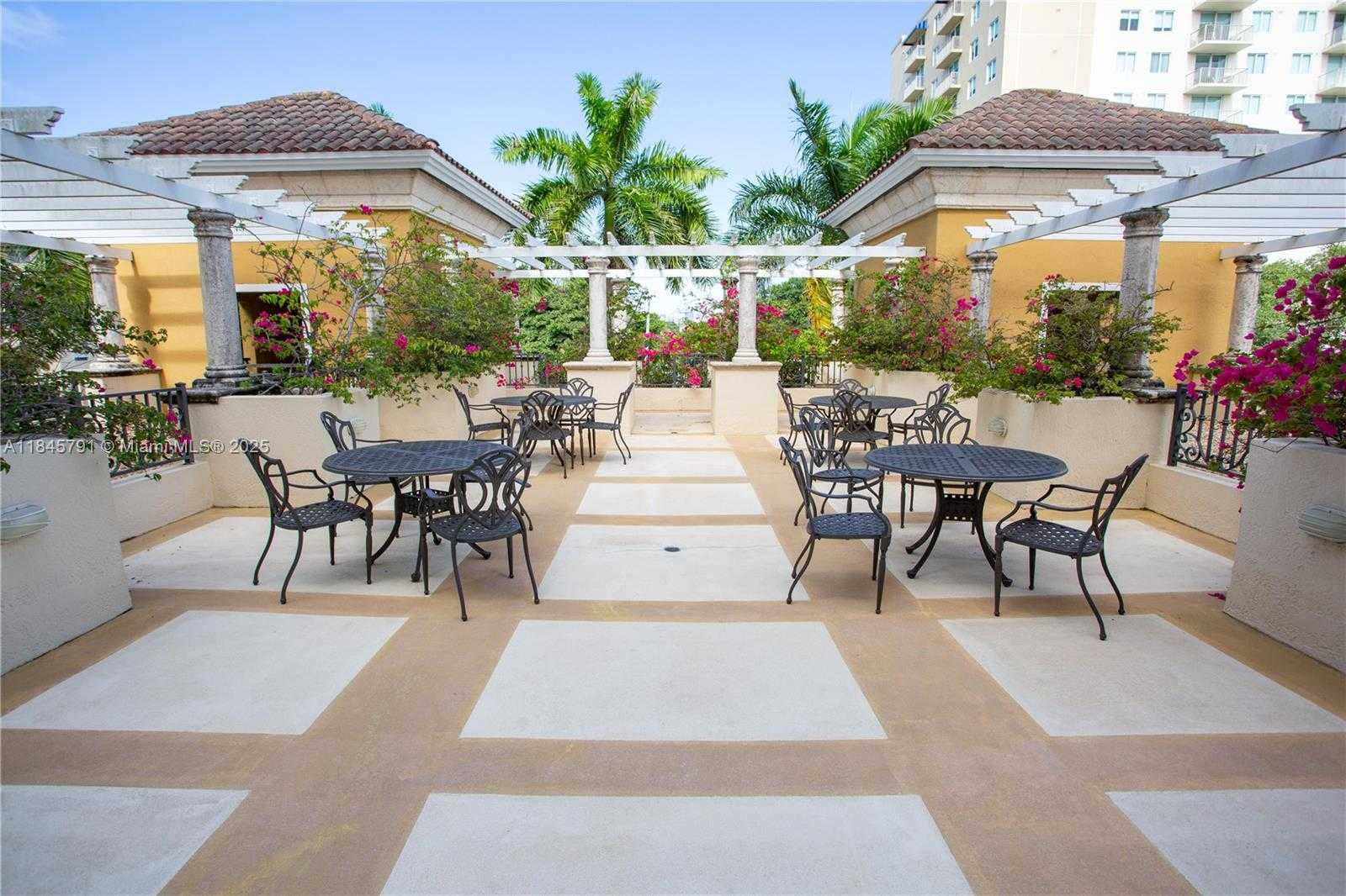Small Image of 20 CALABRIA AVE #201, Coral Gables Number 14