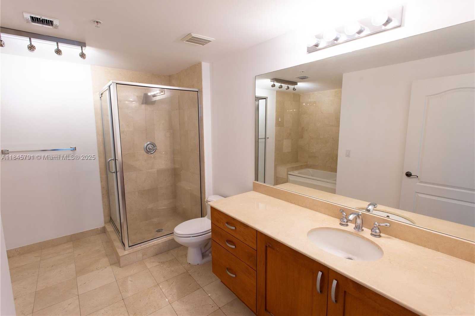 Small Image of 20 CALABRIA AVE #201, Coral Gables Number 8