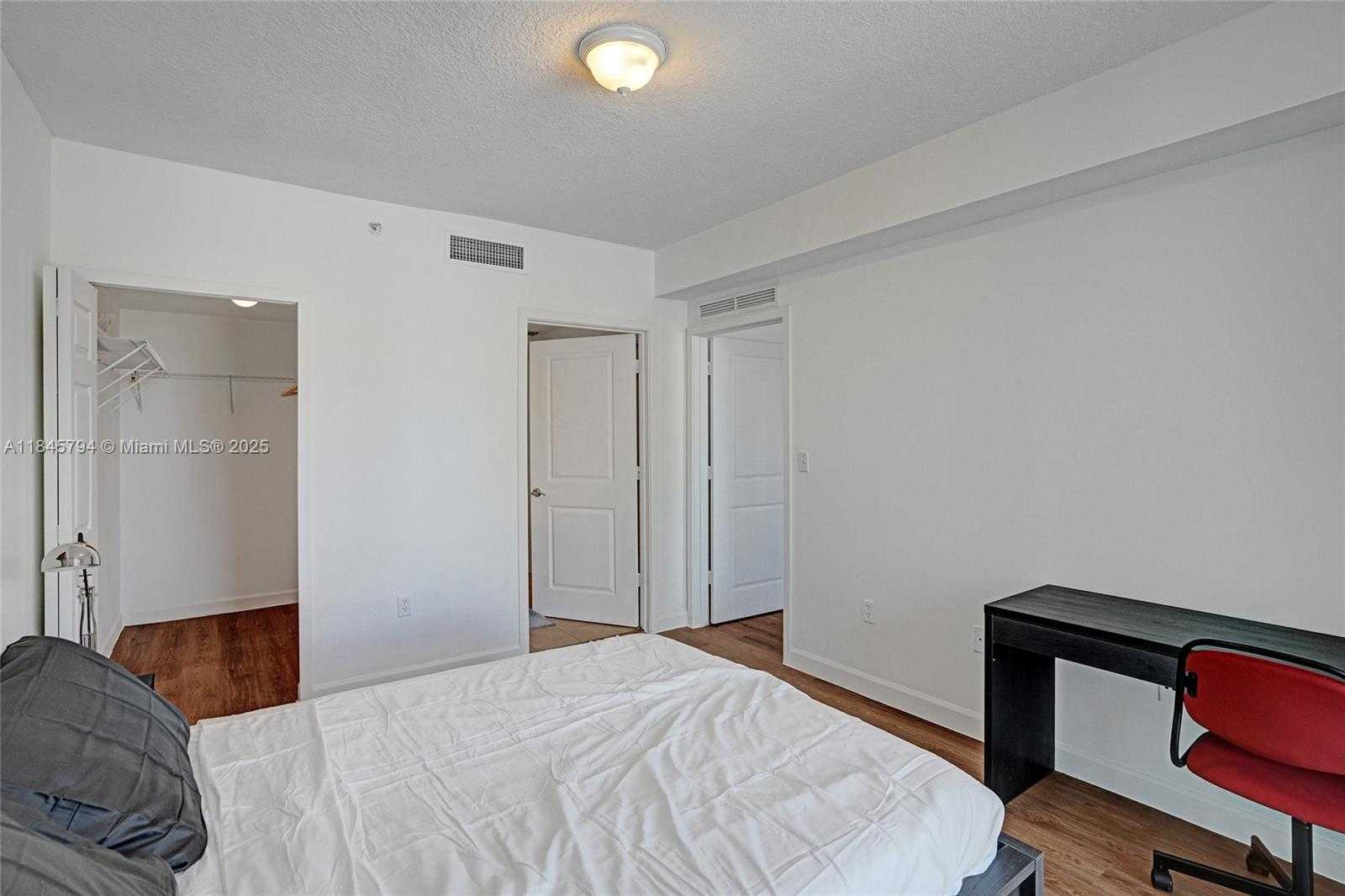 Small Image of 170 SOUTH EAST 14TH ST #2806, Miami Number 10