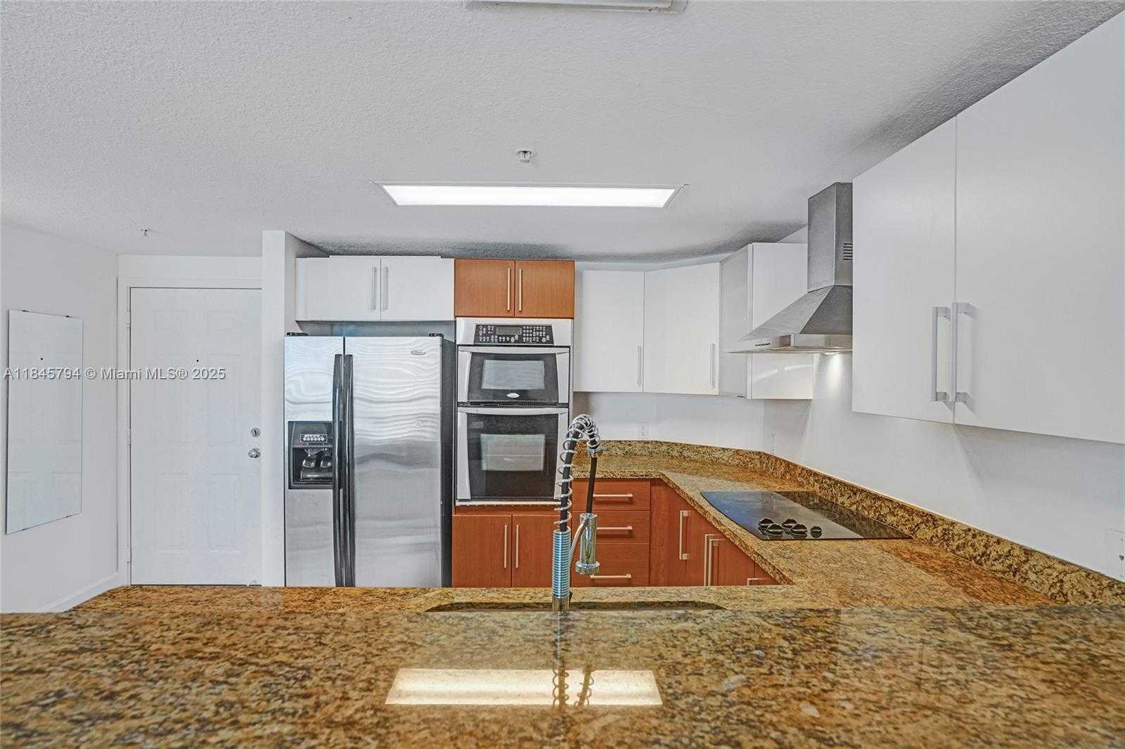 Small Image of 170 SOUTH EAST 14TH ST #2806, Miami Number 18