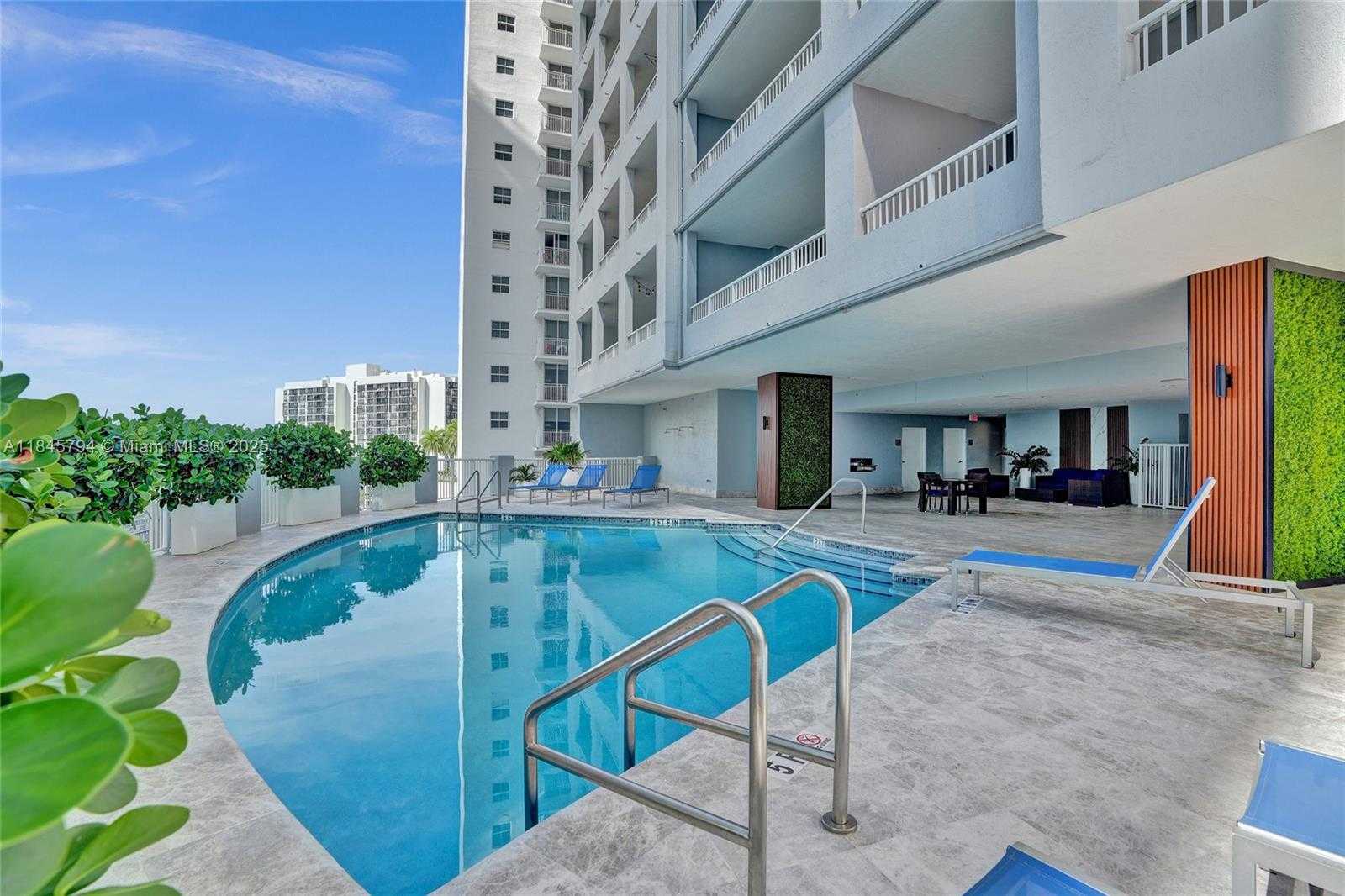 Small Image of 170 SOUTH EAST 14TH ST #2806, Miami Number 33