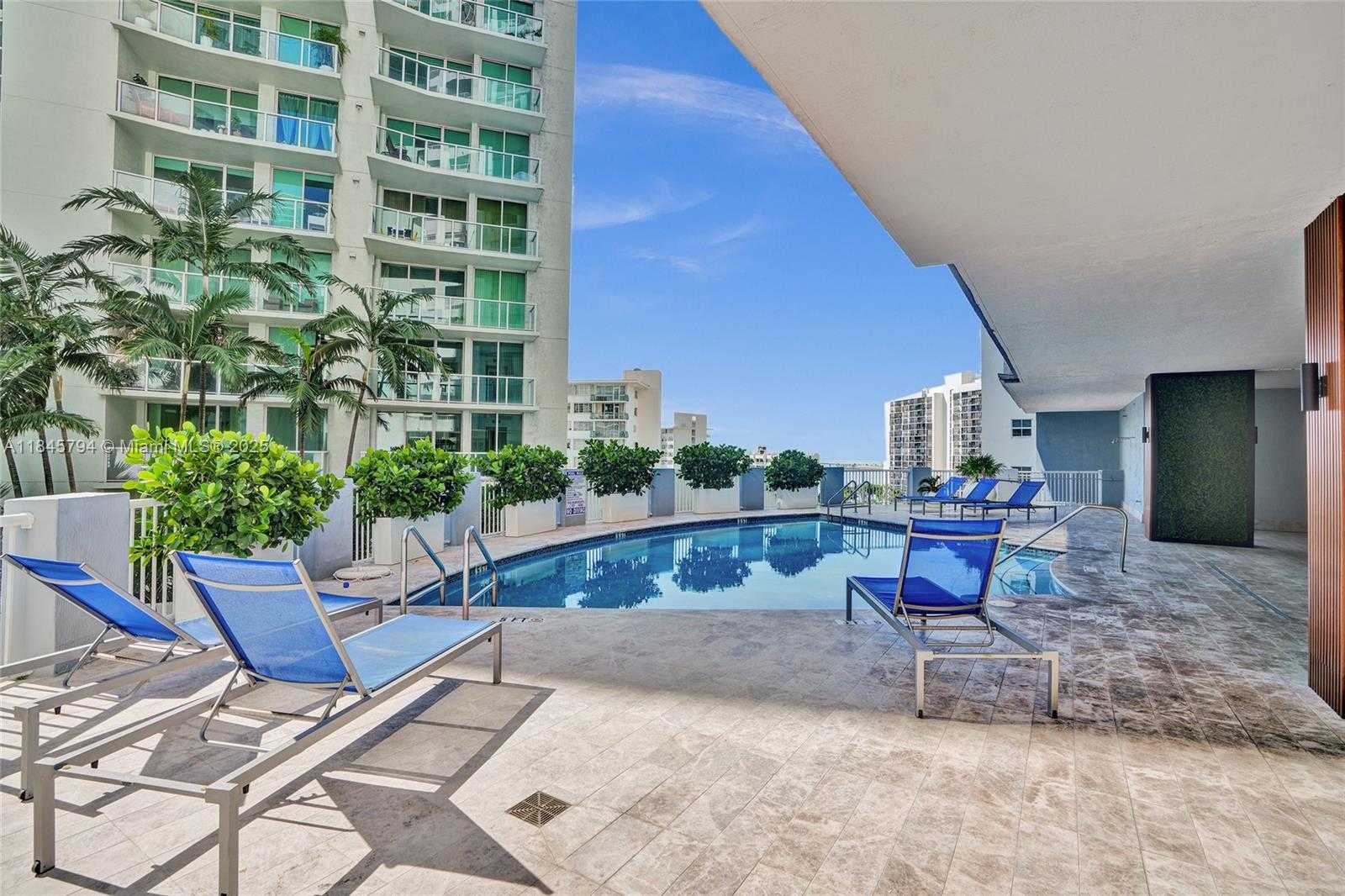 Small Image of 170 SOUTH EAST 14TH ST #2806, Miami Number 35