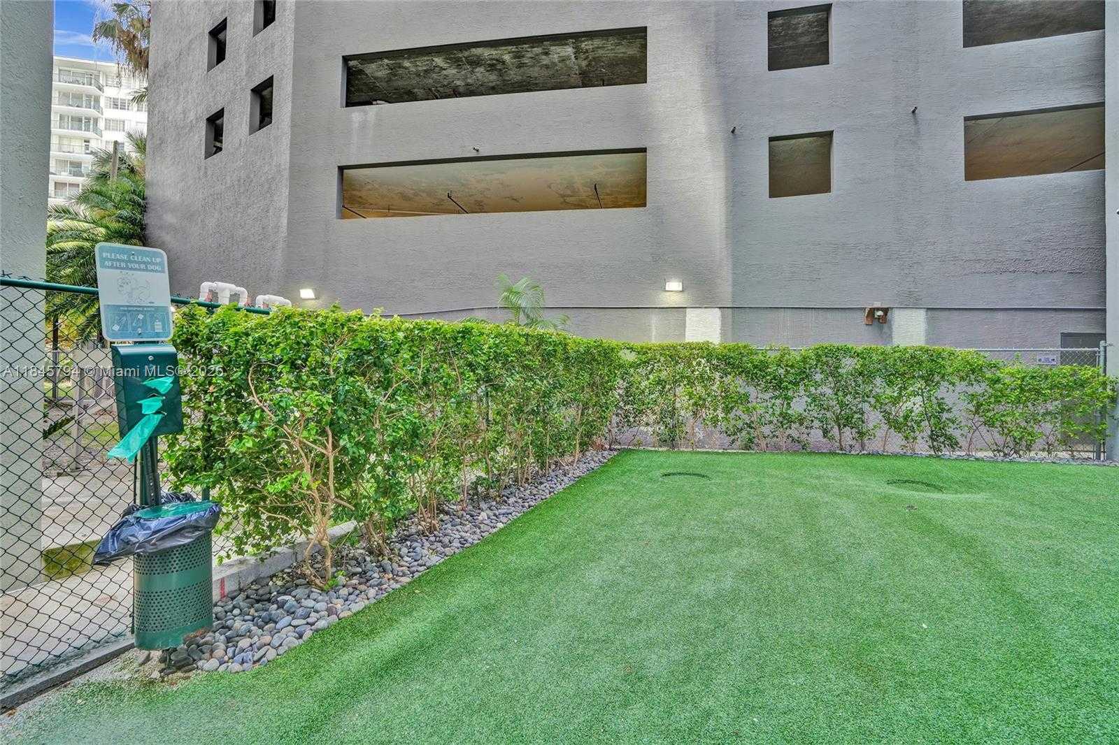 Small Image of 170 SOUTH EAST 14TH ST #2806, Miami Number 41