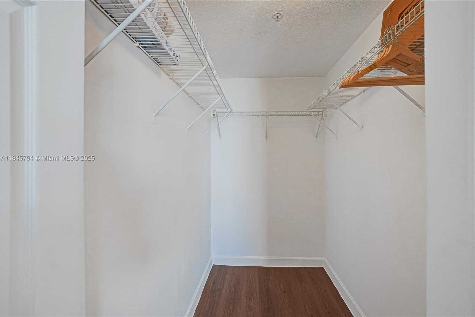 Small Image of 170 SOUTH EAST 14TH ST #2806, Miami Number 7