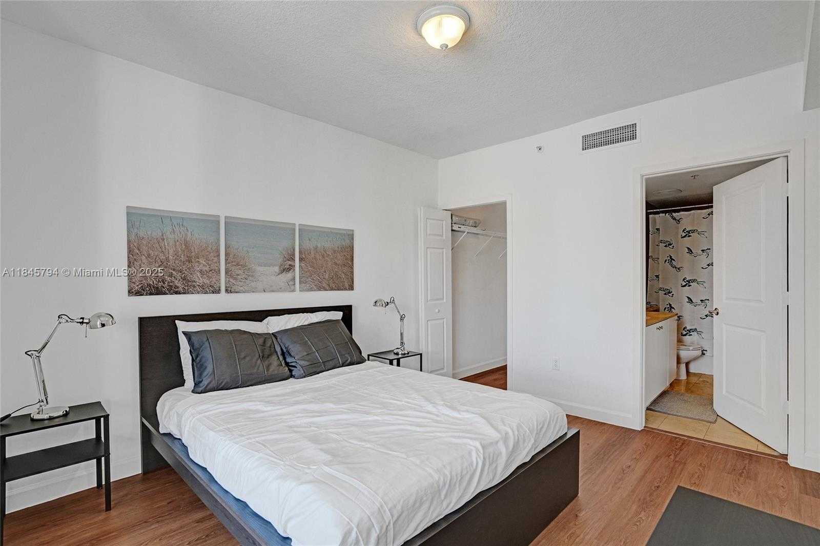 Small Image of 170 SOUTH EAST 14TH ST #2806, Miami Number 8