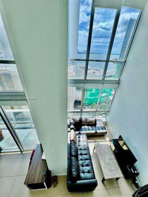 Small Image of 300 SOUTH BISCAYNE BLVD #Loft 1028, Miami Number 14
