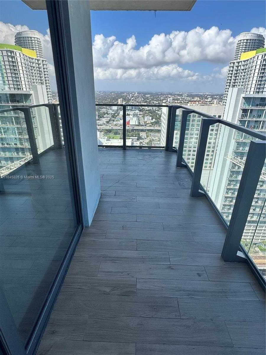 Small Image of 88 SE 7th St, Miami, FL 33131, USA Number 15