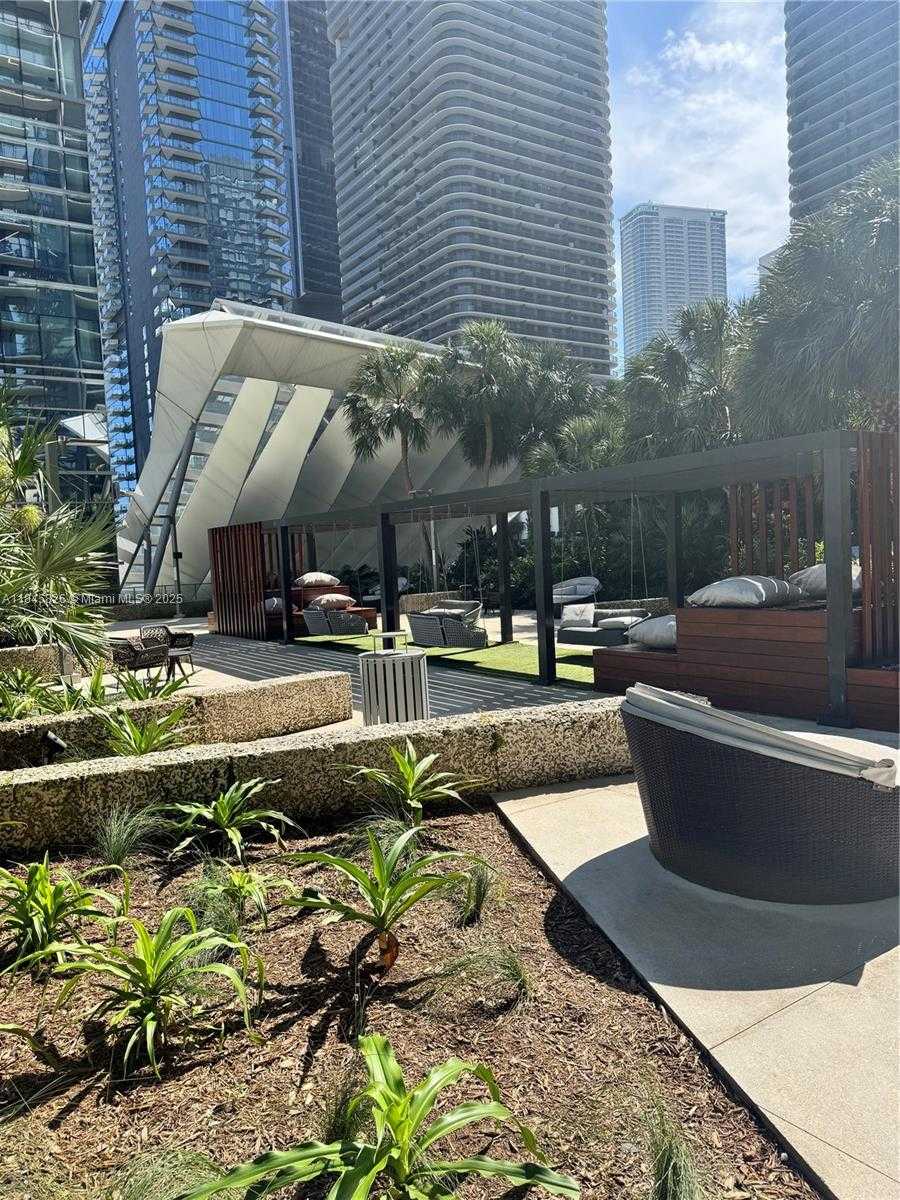Small Image of 88 SE 7th St, Miami, FL 33131, USA Number 45