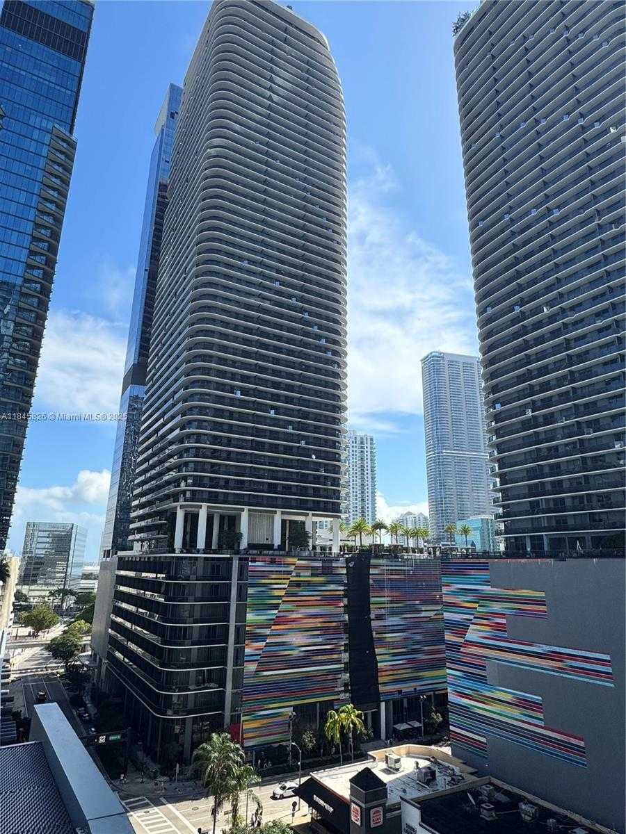 Small Image of 88 SE 7th St, Miami, FL 33131, USA Number 69