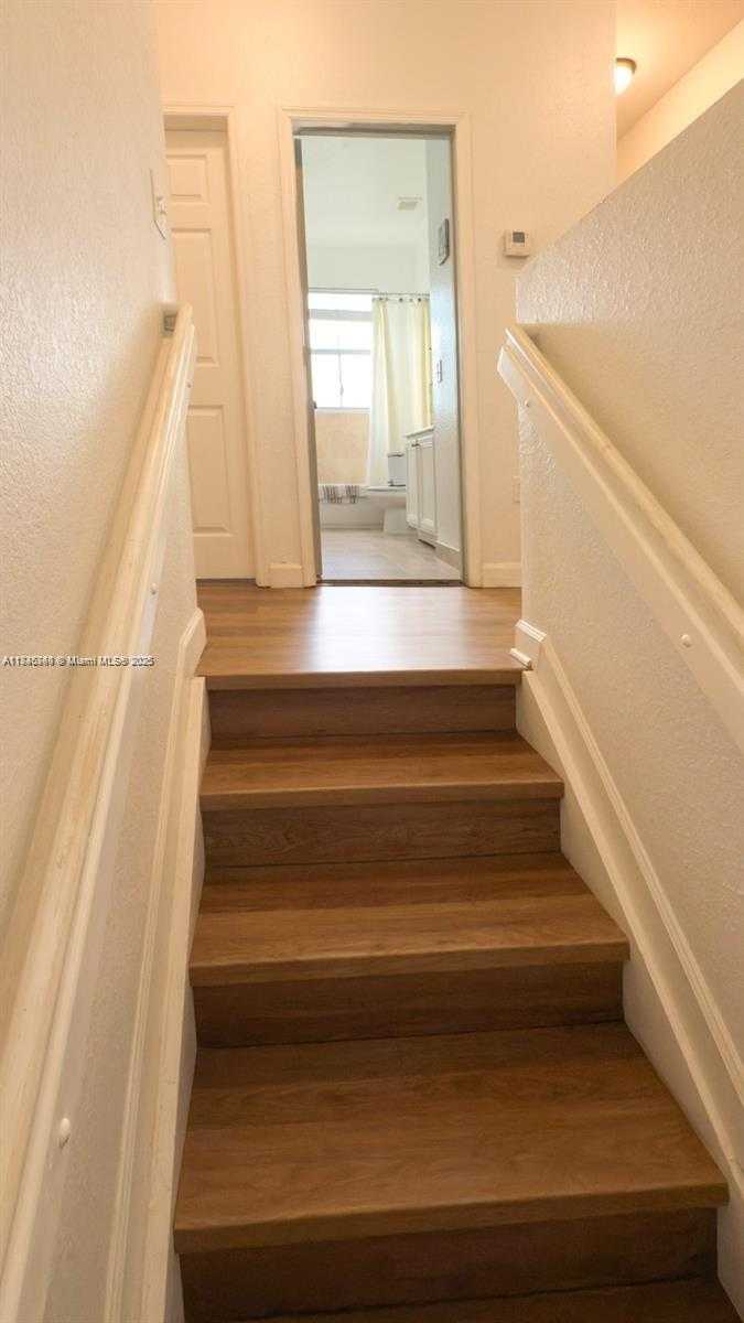 Small Image of 1001 NORTH EAST 208TH ST #., Miami Number 26