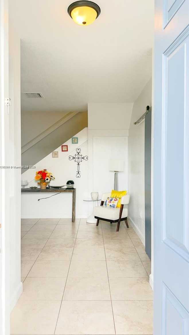 Small Image of 1001 NORTH EAST 208TH ST #., Miami Number 3