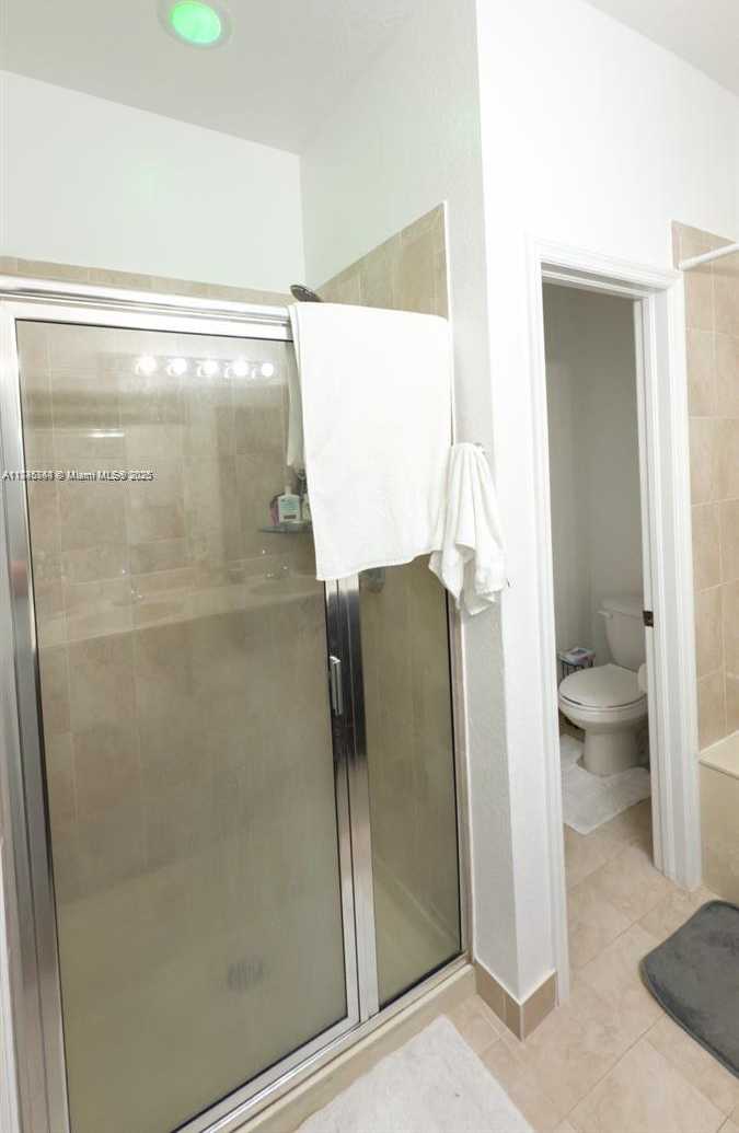 Small Image of 1001 NORTH EAST 208TH ST #., Miami Number 31
