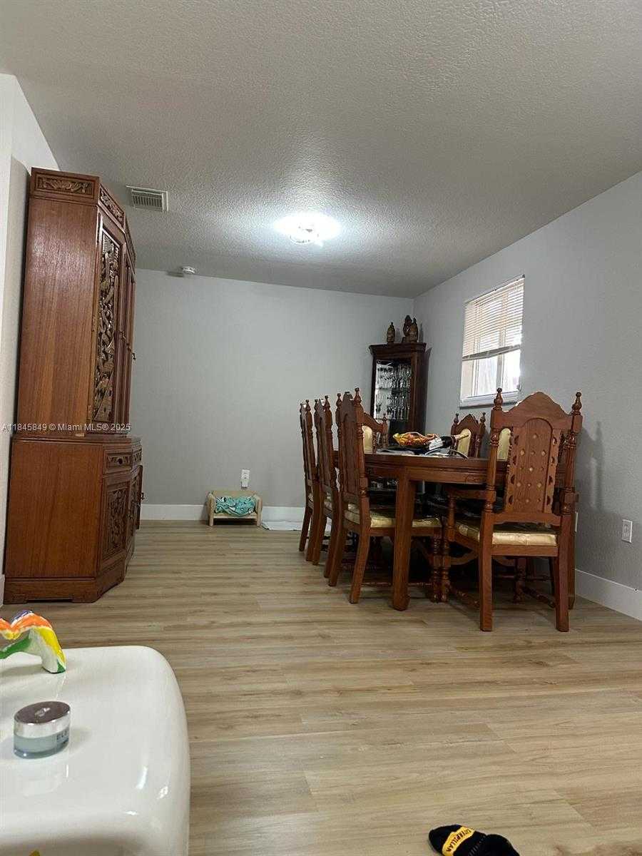 Small Image of 26260 SOUTH WEST 135TH PL #26260, Homestead Number 13