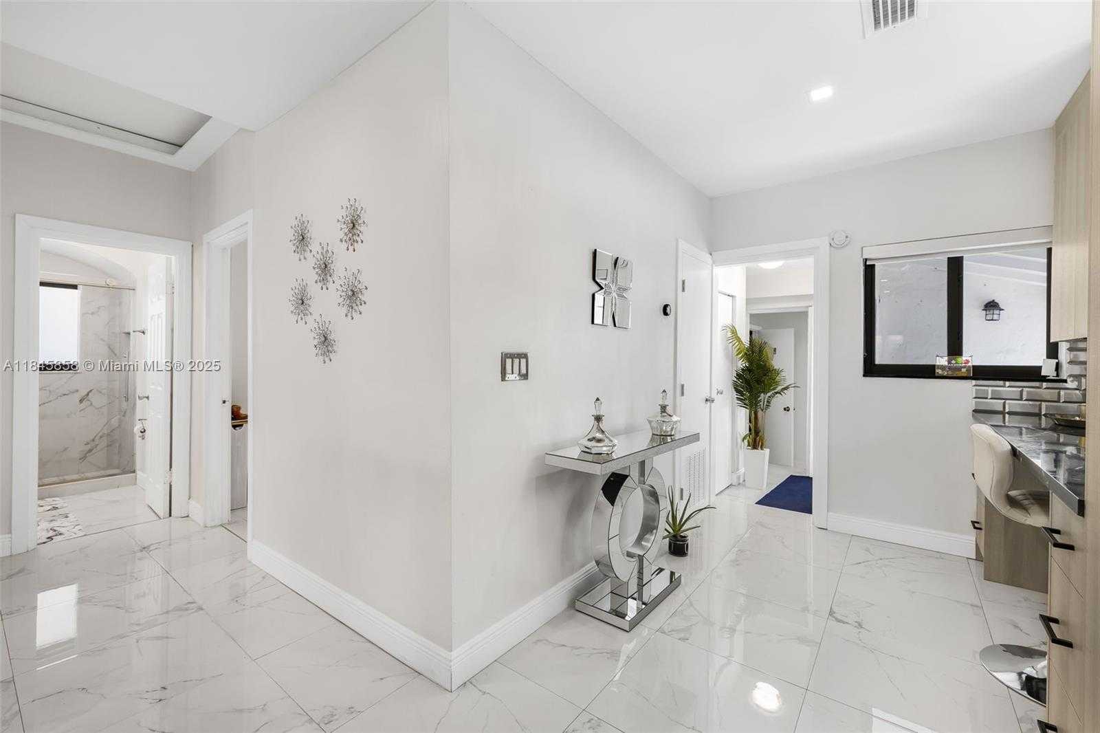 Small Image of 836 NORTH EAST 82ND ST, Miami Number 25