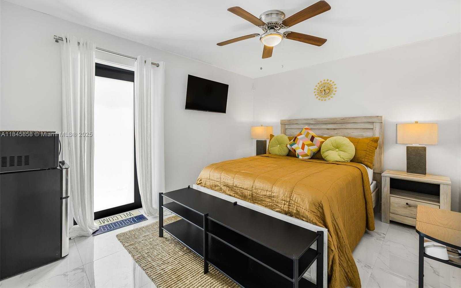 Small Image of 836 NORTH EAST 82ND ST, Miami Number 35