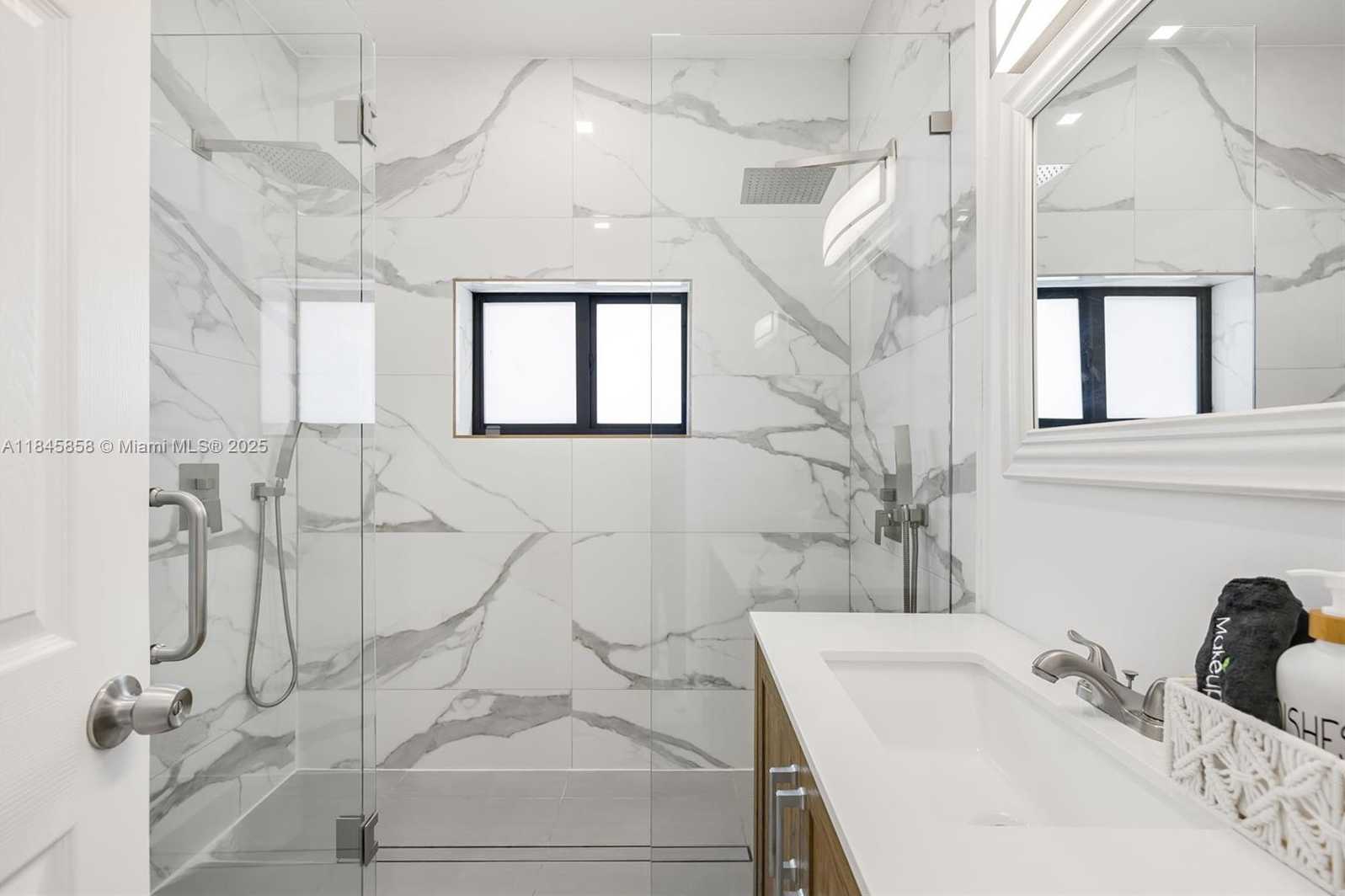 Small Image of 836 NORTH EAST 82ND ST, Miami Number 42