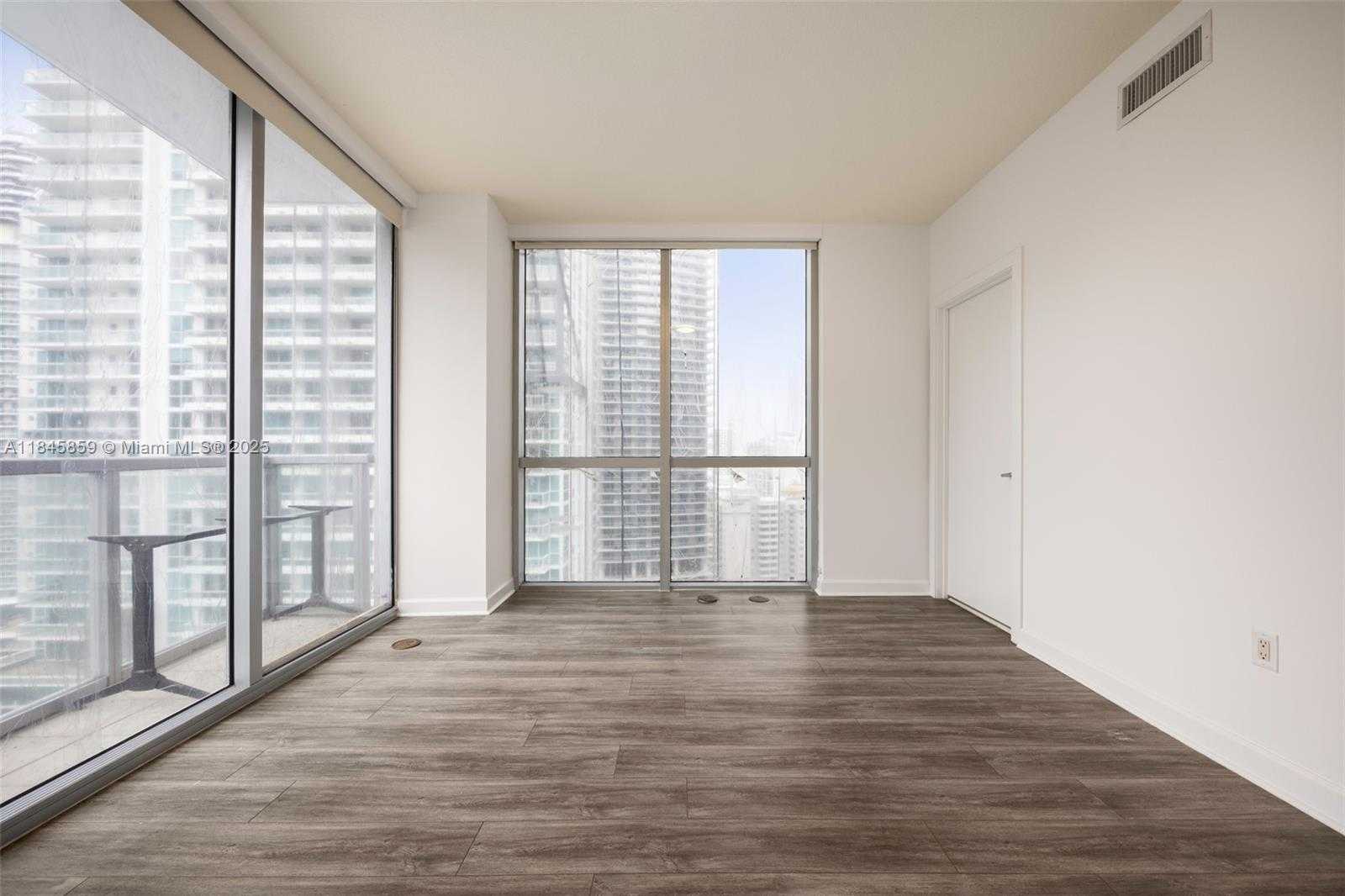 Small Image of 1060 BRICKELL AVE #2011, Miami Number 10