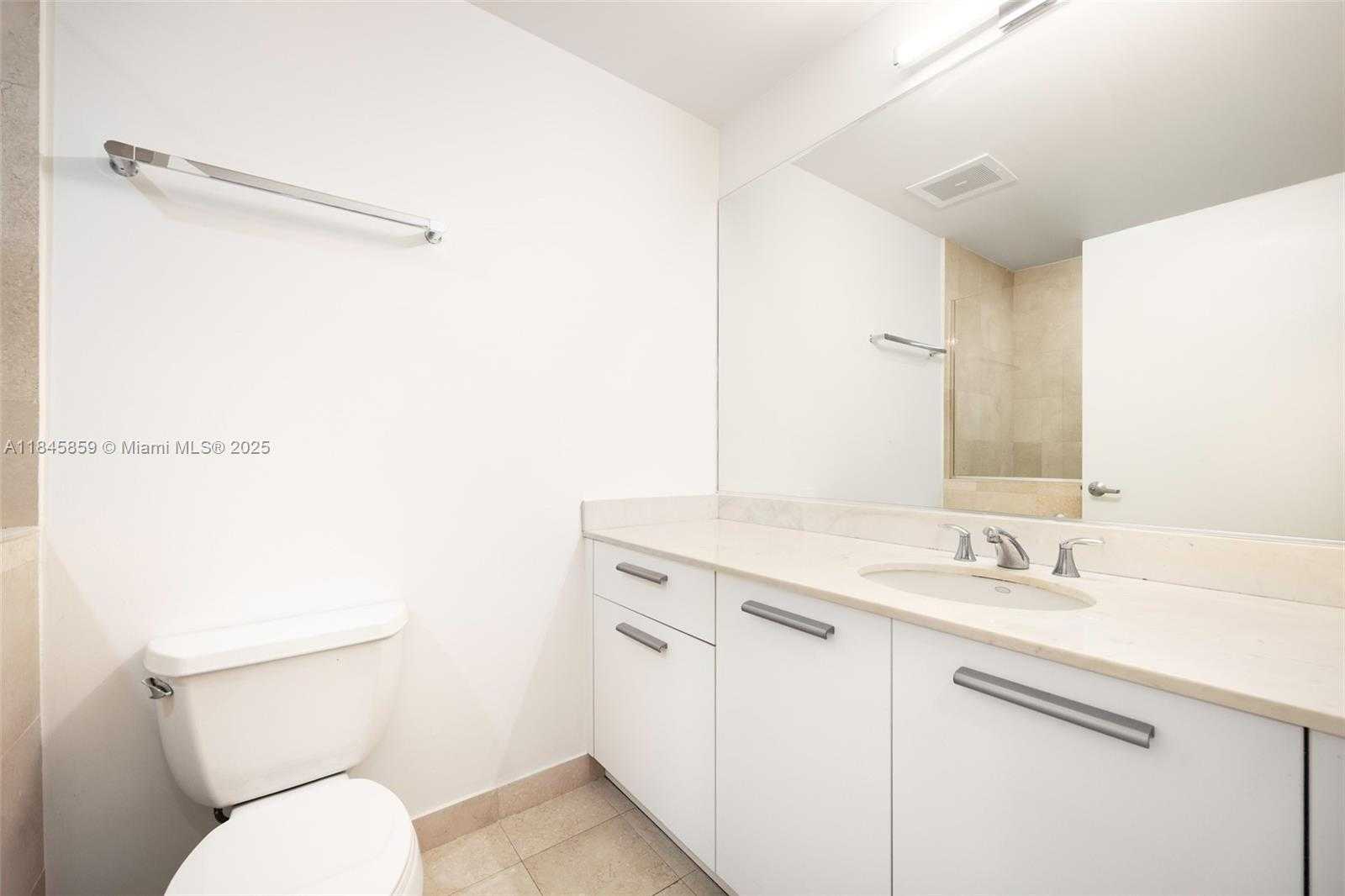 Small Image of 1060 BRICKELL AVE #2011, Miami Number 13