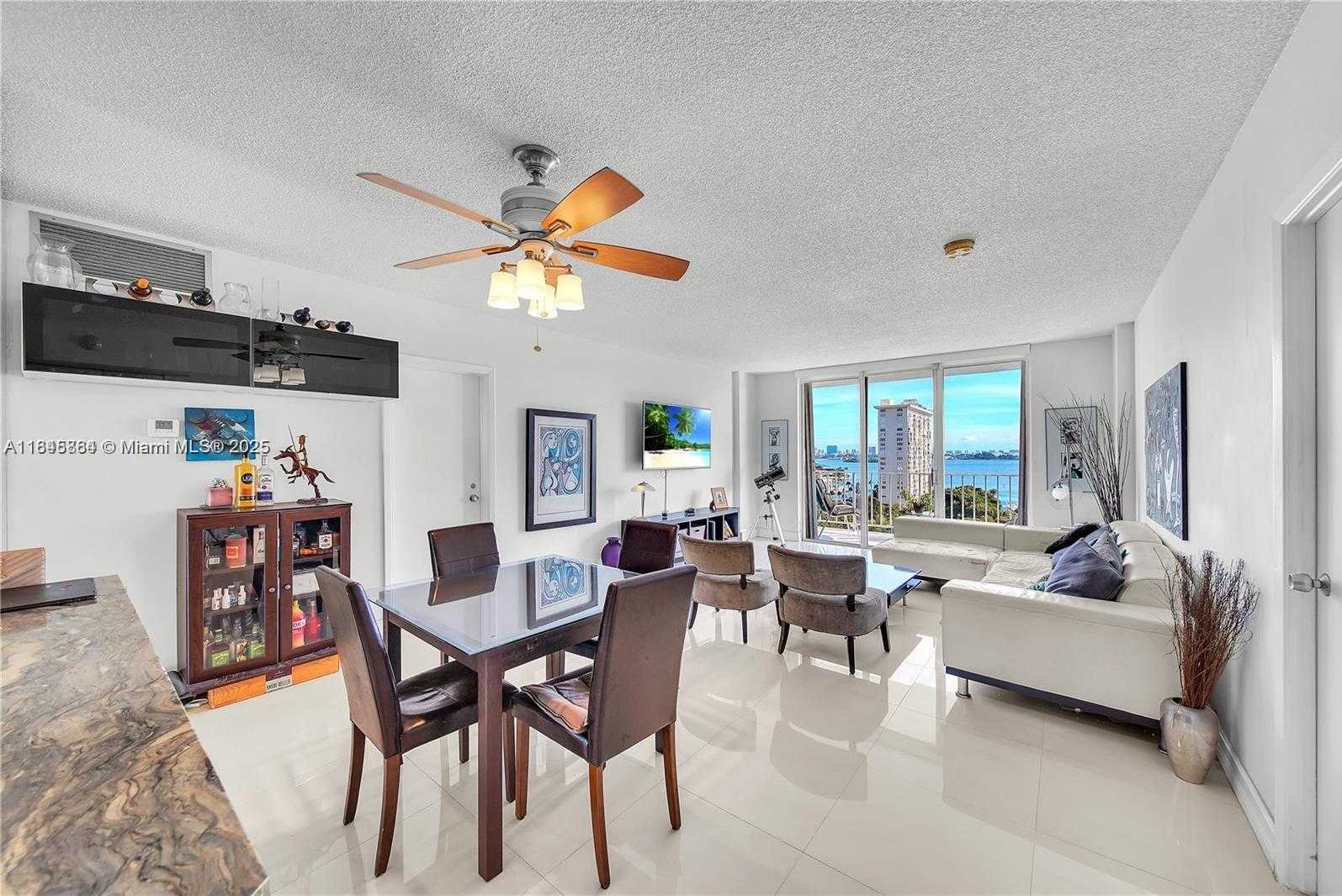 Small Image of 11111 BISCAYNE BLVD #12G, Miami Number 5