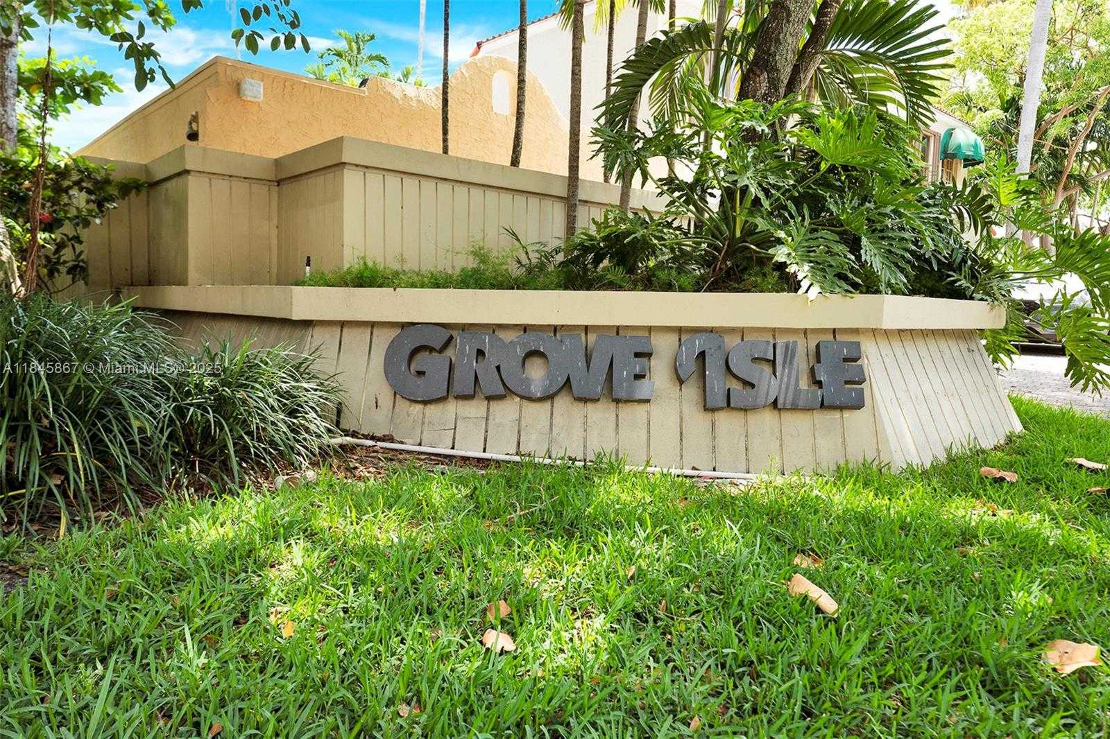 Small Image of 2 GROVE ISLE DR #B1103, Miami Number 19