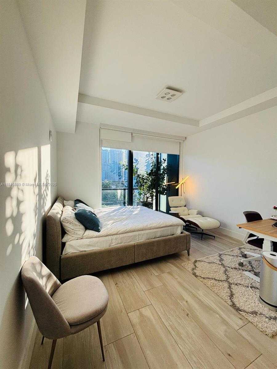 Small Image of 201 SOUTH WEST 17TH RD #812, Miami Number 15